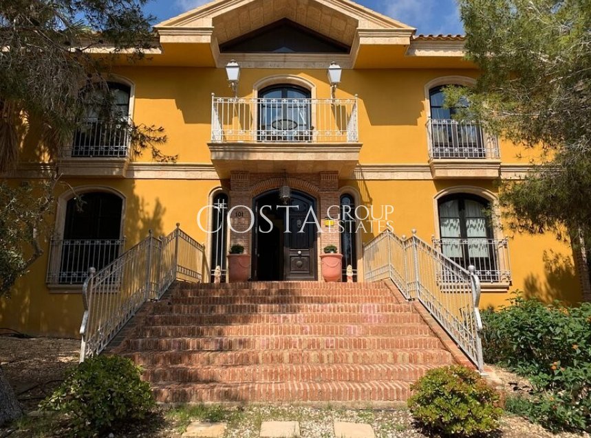 Resale - Villa -
Rojales - Ciudad Quesada