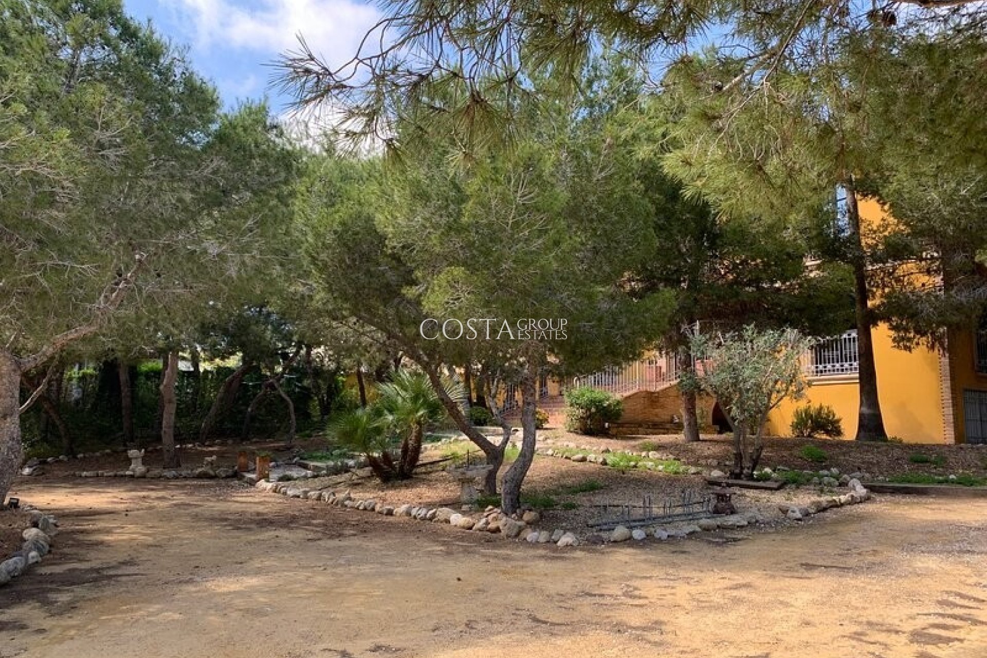 Resale - Villa -
Rojales - Ciudad Quesada