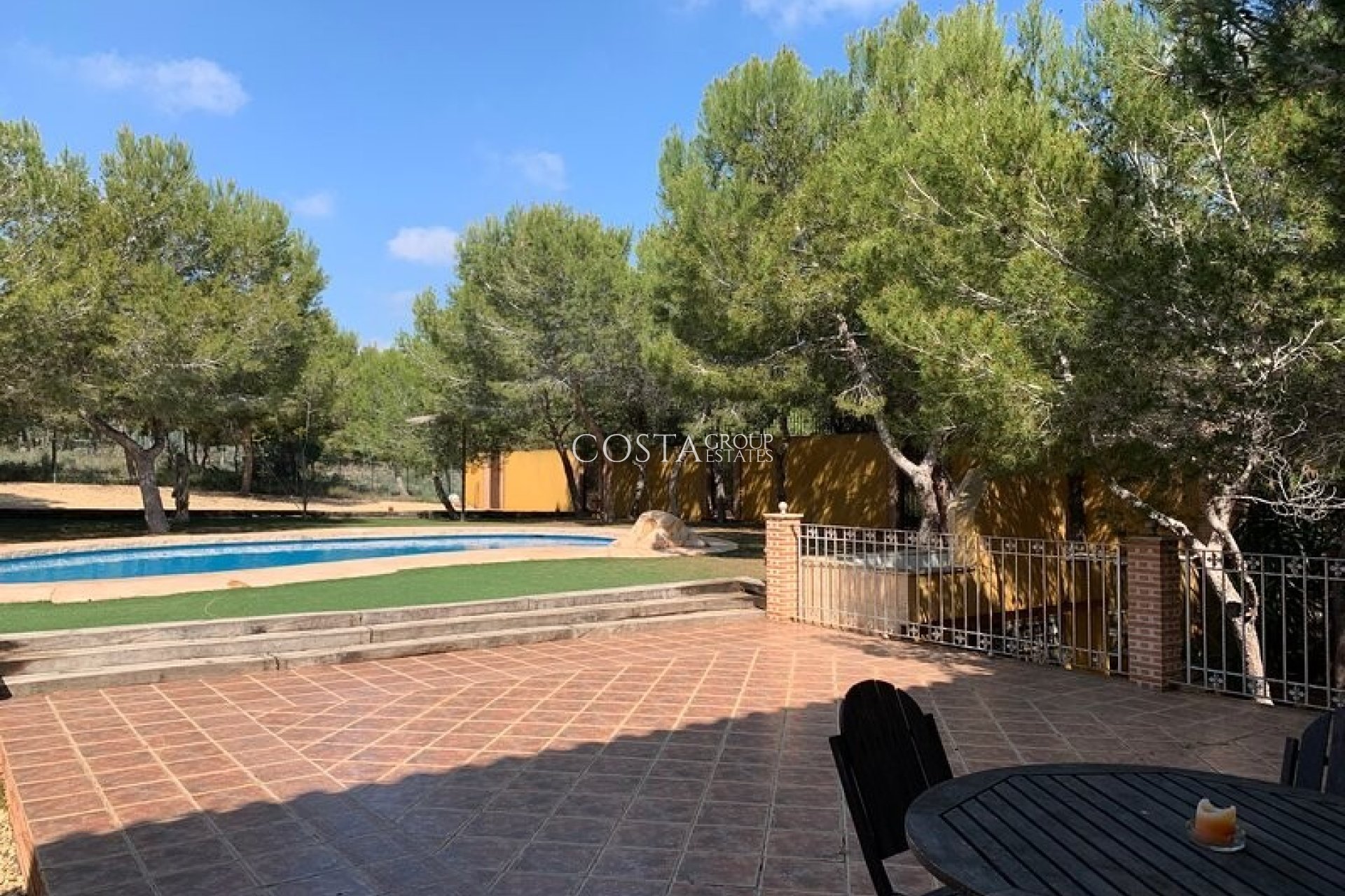 Resale - Villa -
Rojales - Ciudad Quesada