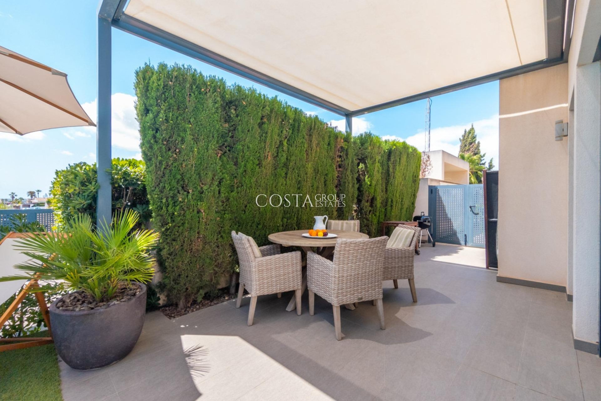 Resale - Villa -
Rojales - Ciudad Quesada