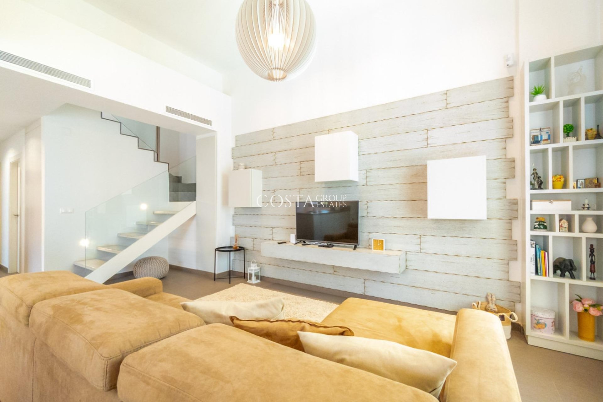 Resale - Villa -
Rojales - Ciudad Quesada