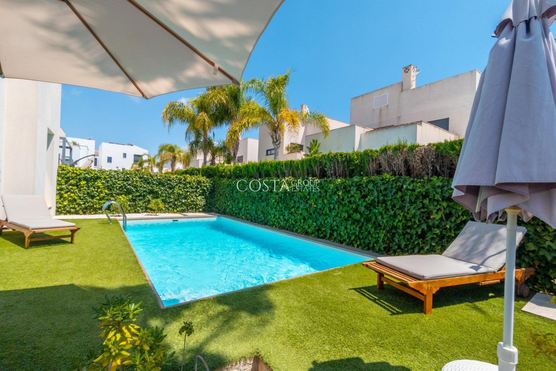 Resale - Villa -
Rojales - Ciudad Quesada