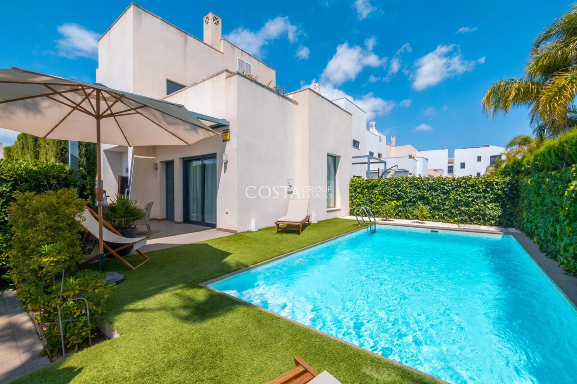 Resale - Villa -
Rojales - Ciudad Quesada