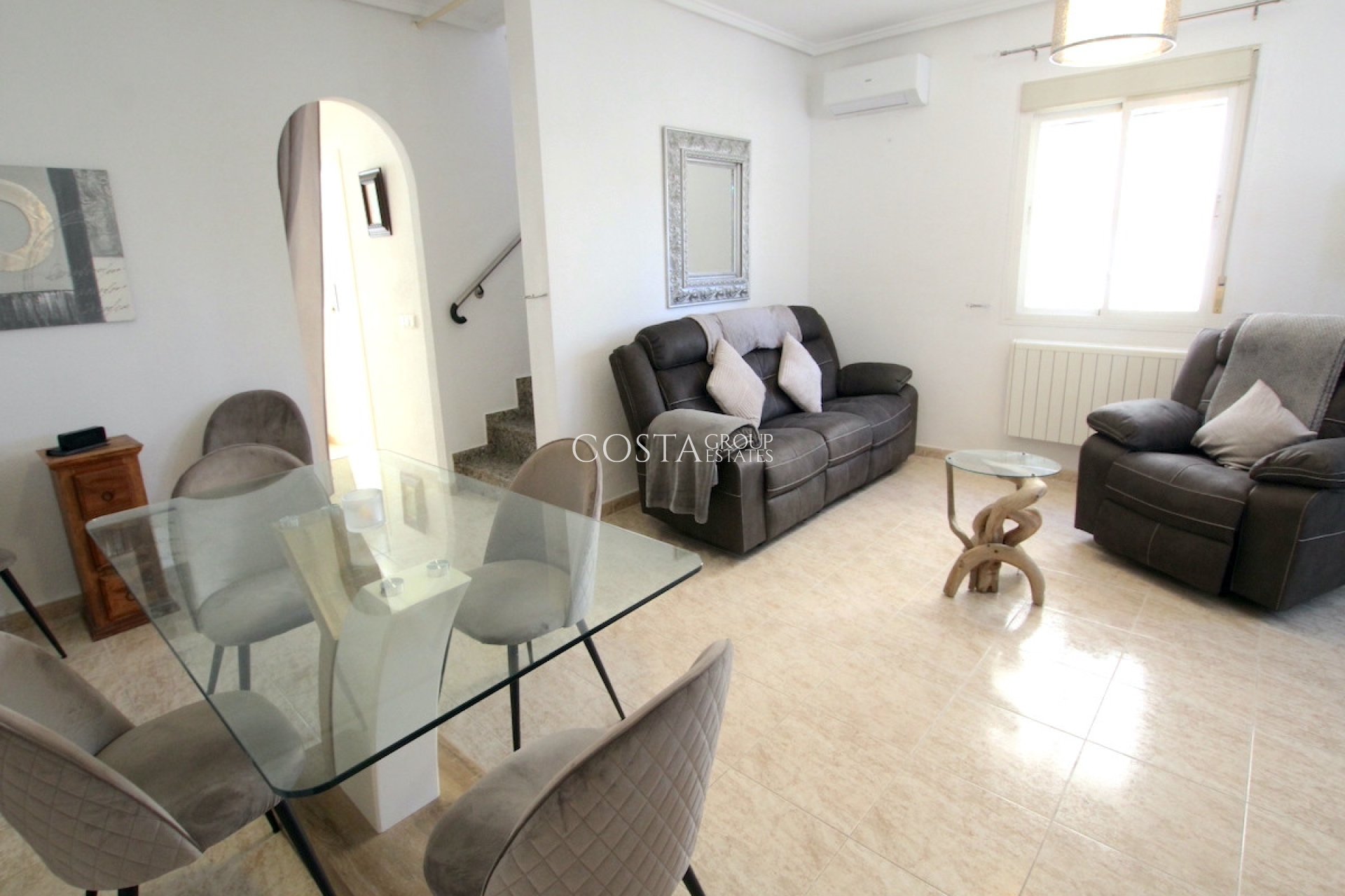Resale - Villa -
Rojales - Ciudad Quesada