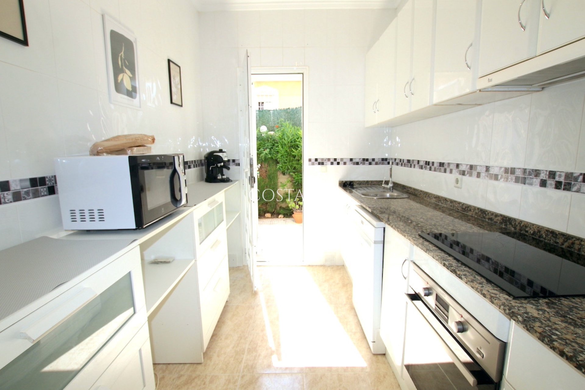 Resale - Villa -
Rojales - Ciudad Quesada