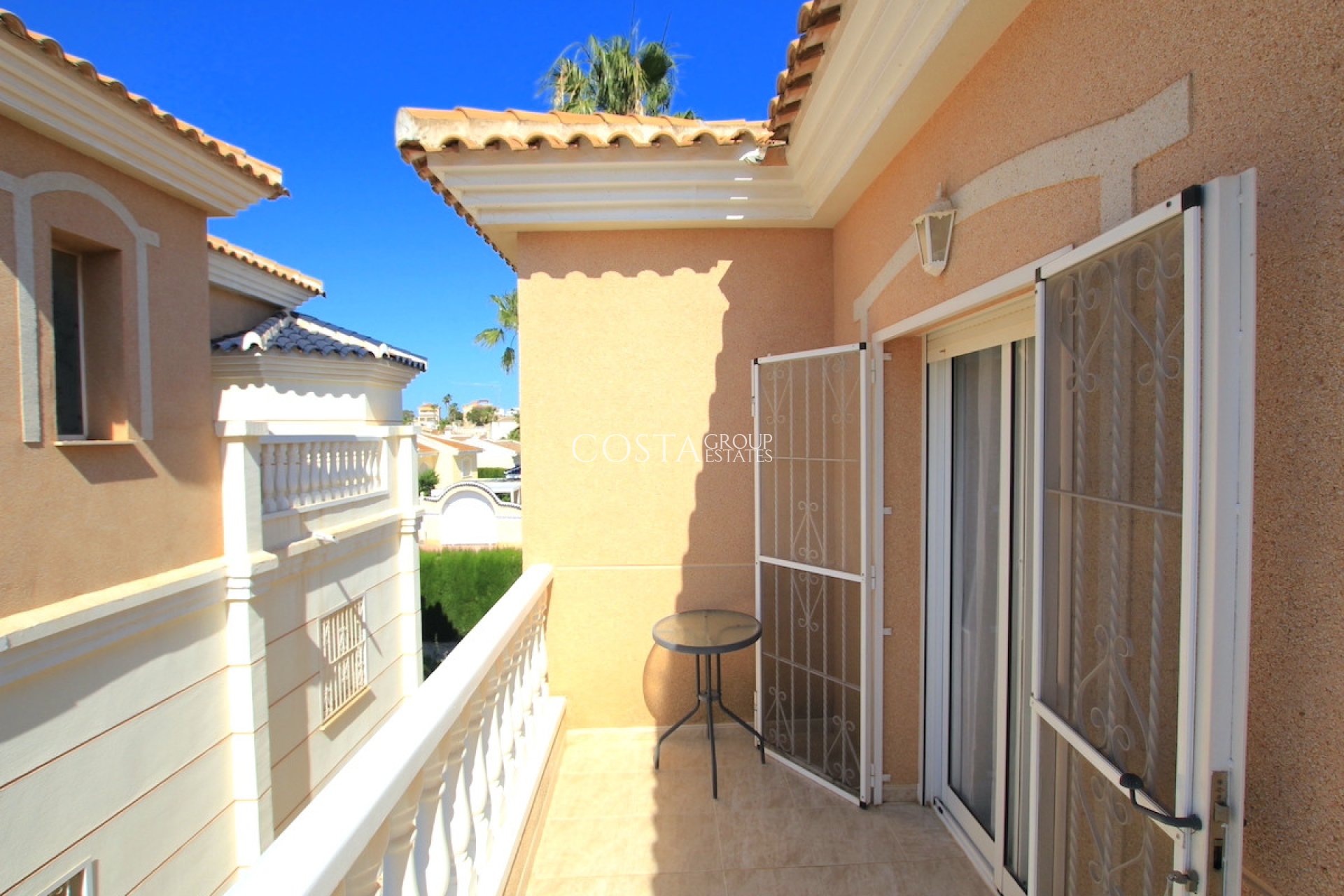 Resale - Villa -
Rojales - Ciudad Quesada