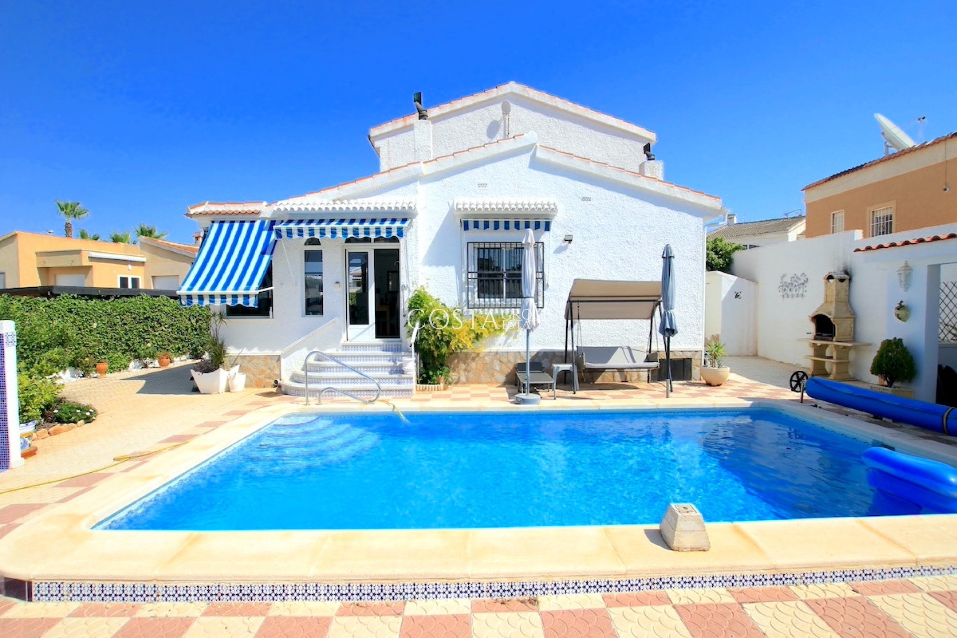Resale - Villa -
Rojales - Ciudad Quesada