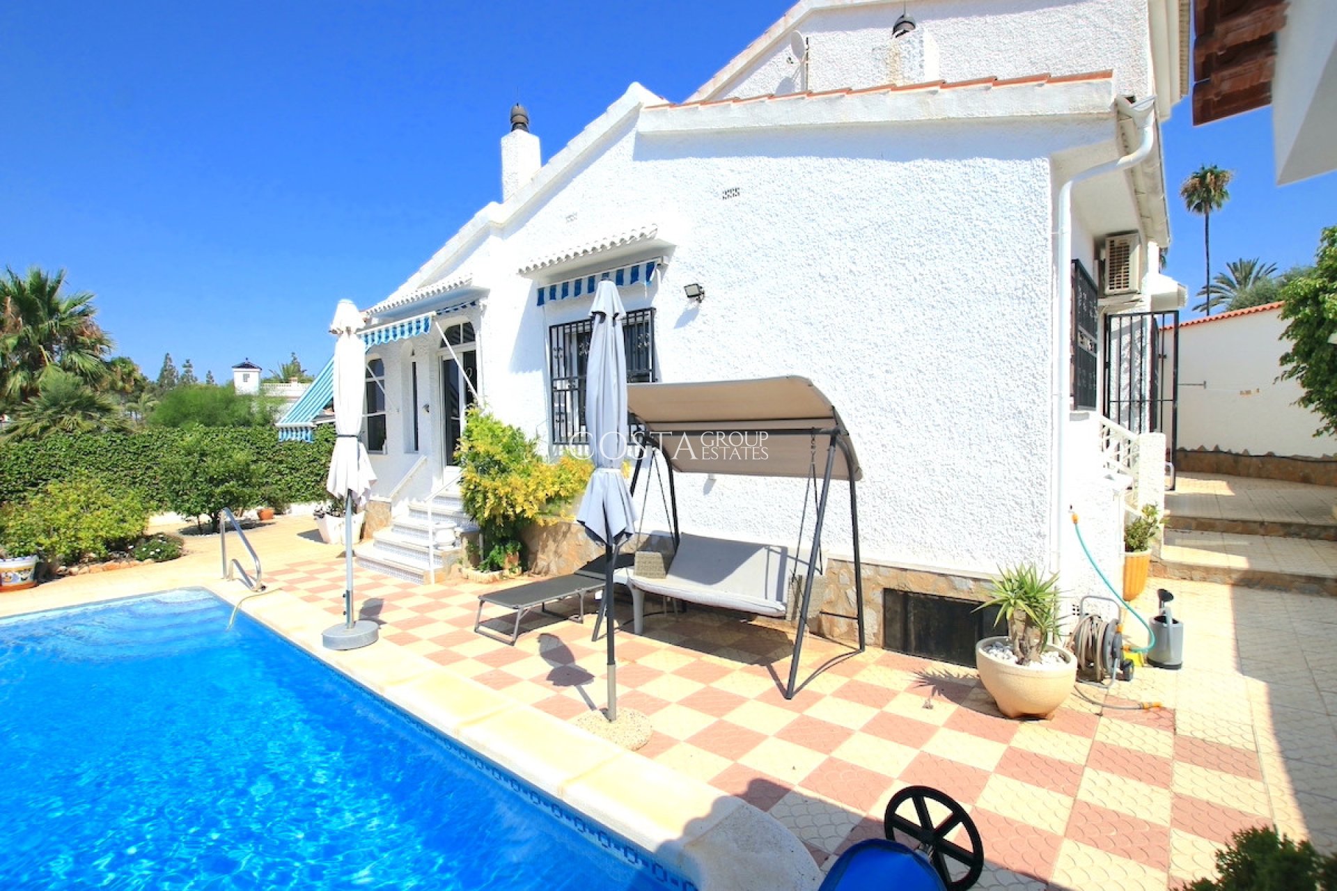 Resale - Villa -
Rojales - Ciudad Quesada