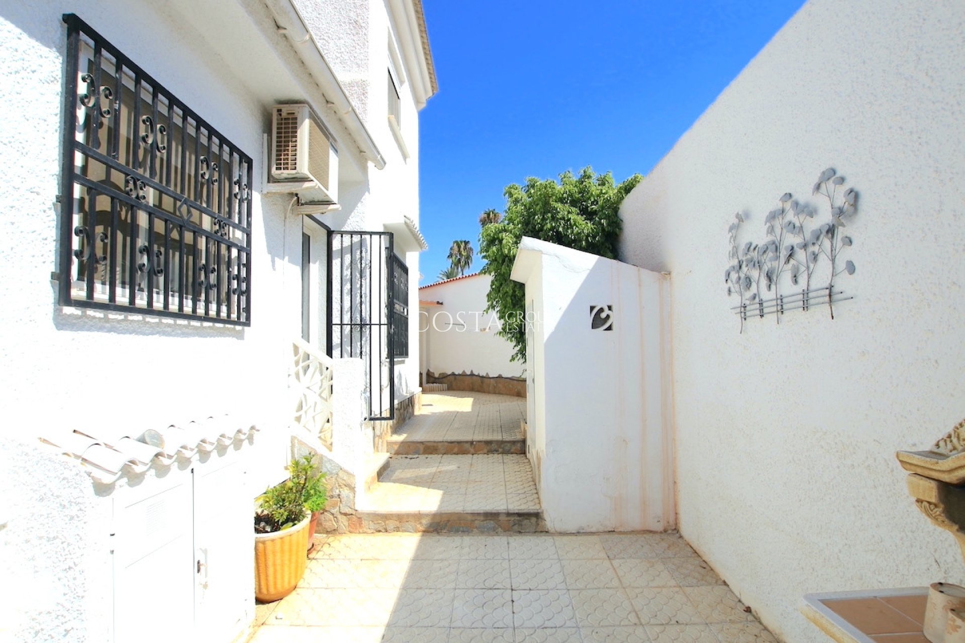 Resale - Villa -
Rojales - Ciudad Quesada