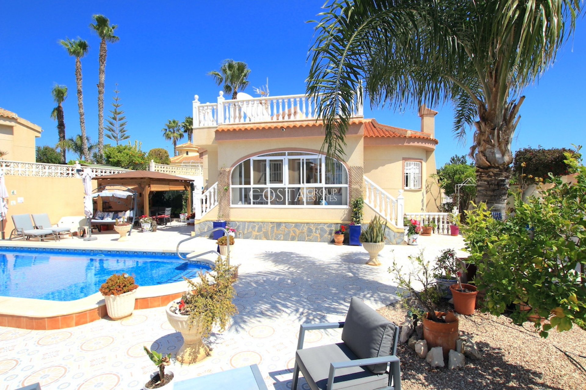 Resale - Villa -
Rojales - Ciudad Quesada
