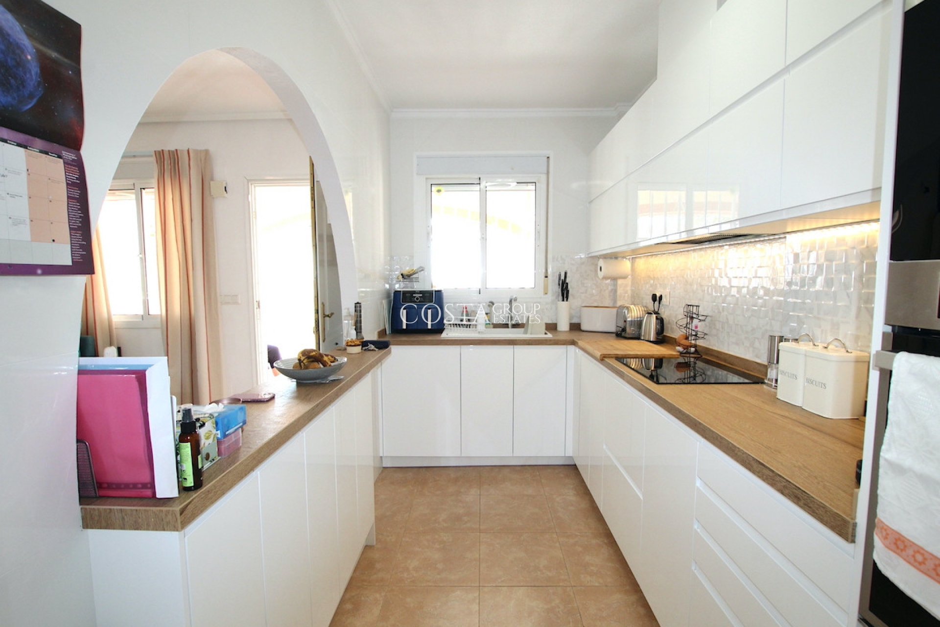 Resale - Villa -
Rojales - Ciudad Quesada