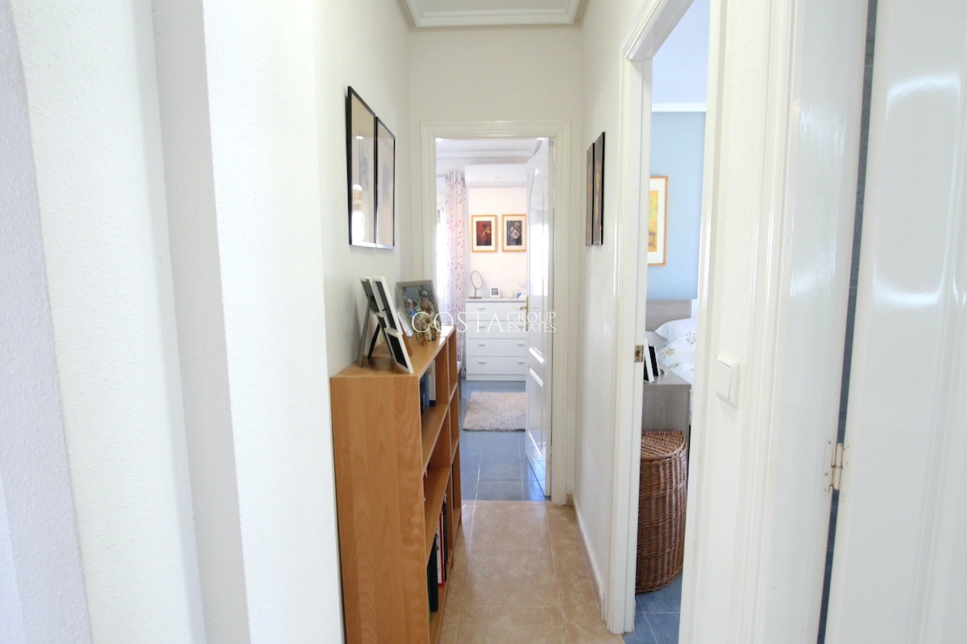 Resale - Villa -
Rojales - Ciudad Quesada
