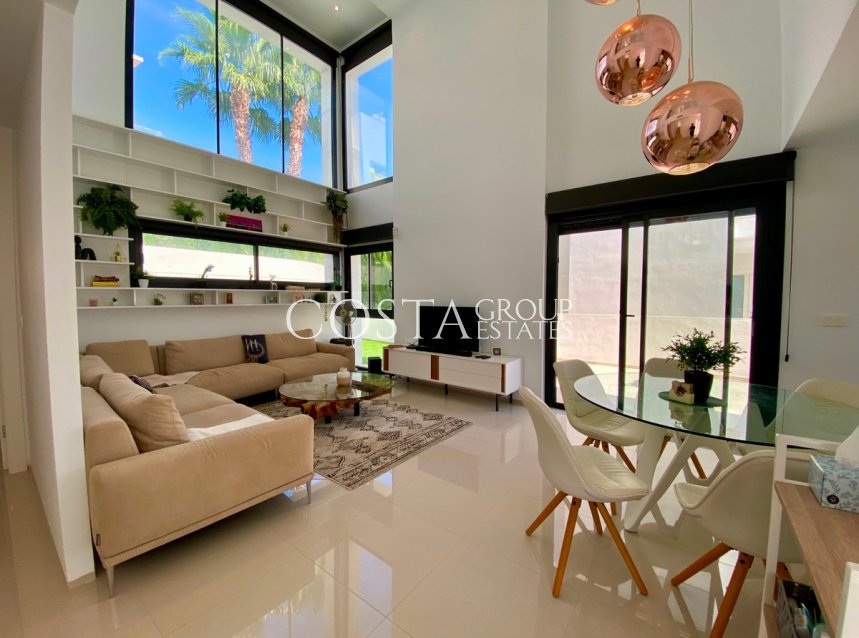 Resale - Villa -
Rojales - Ciudad Quesada