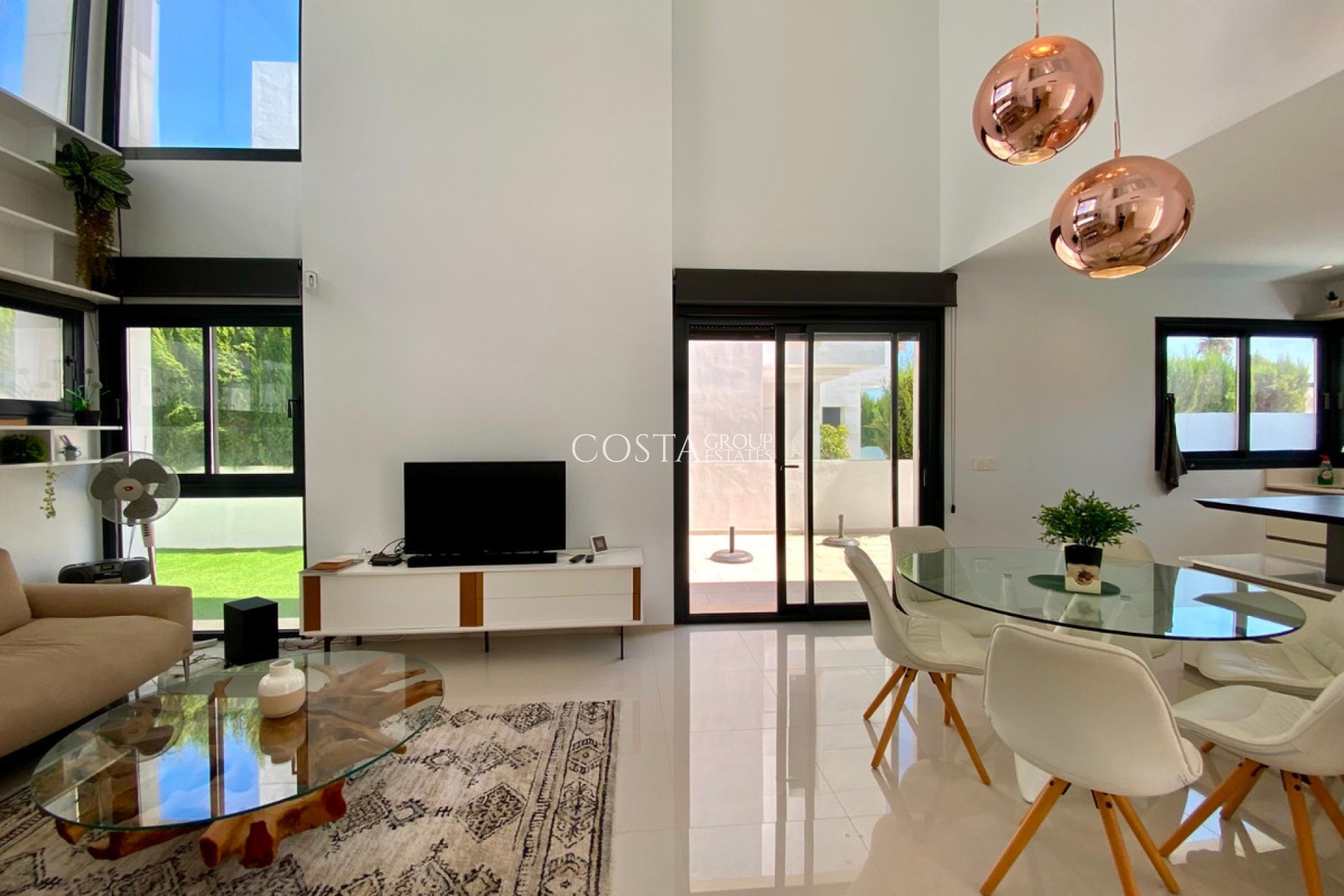 Resale - Villa -
Rojales - Ciudad Quesada