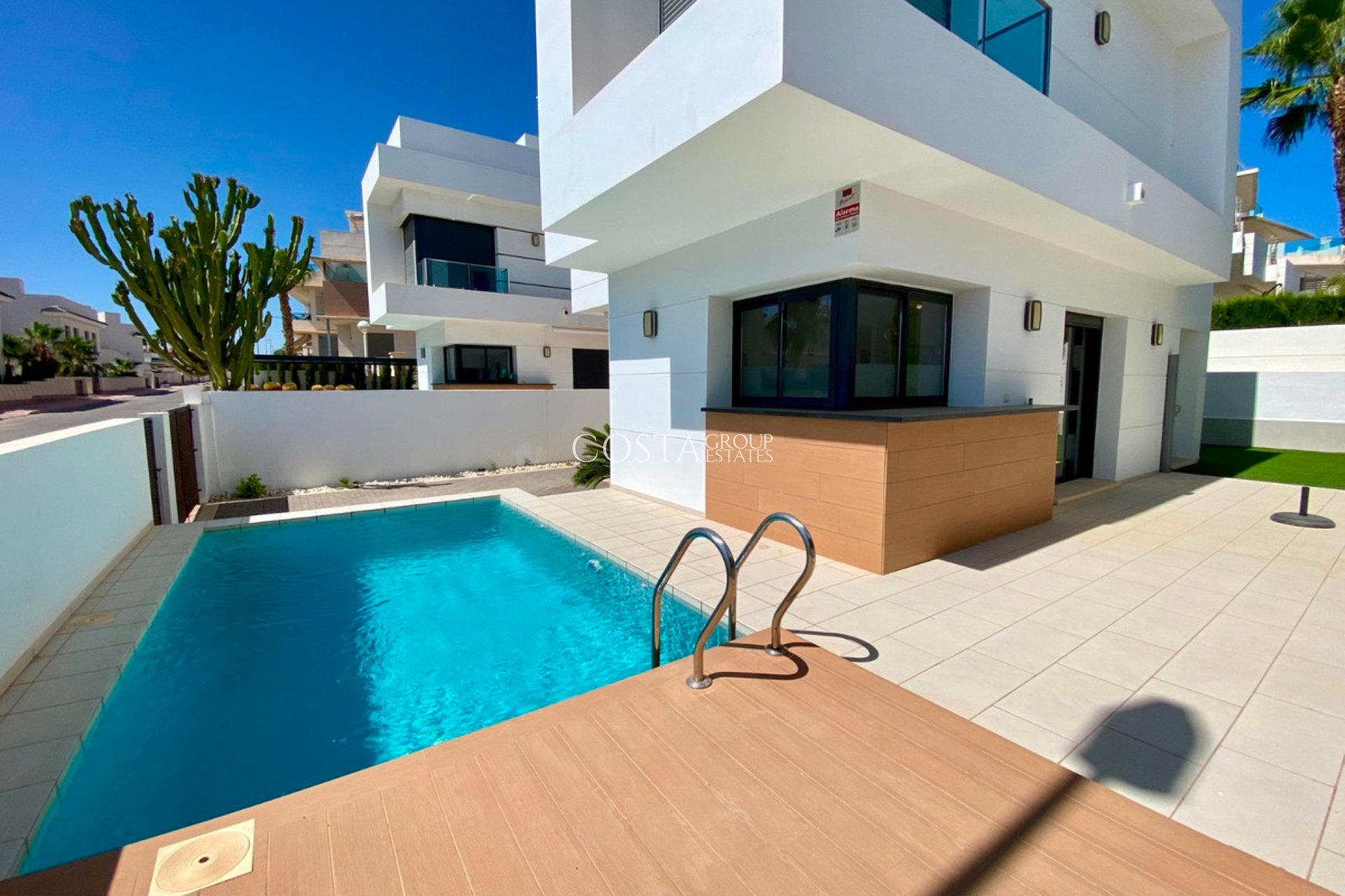 Resale - Villa -
Rojales - Ciudad Quesada