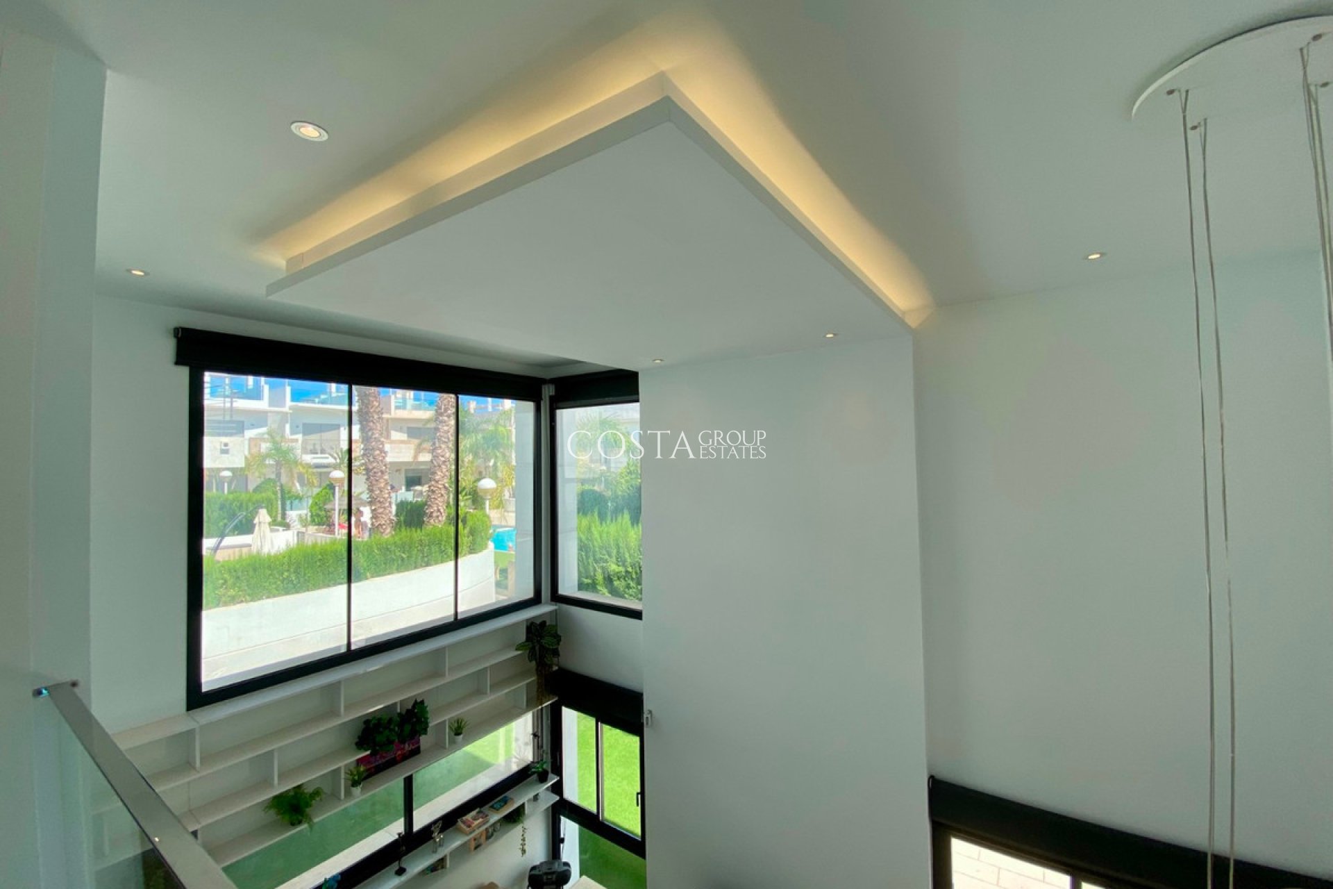 Resale - Villa -
Rojales - Ciudad Quesada