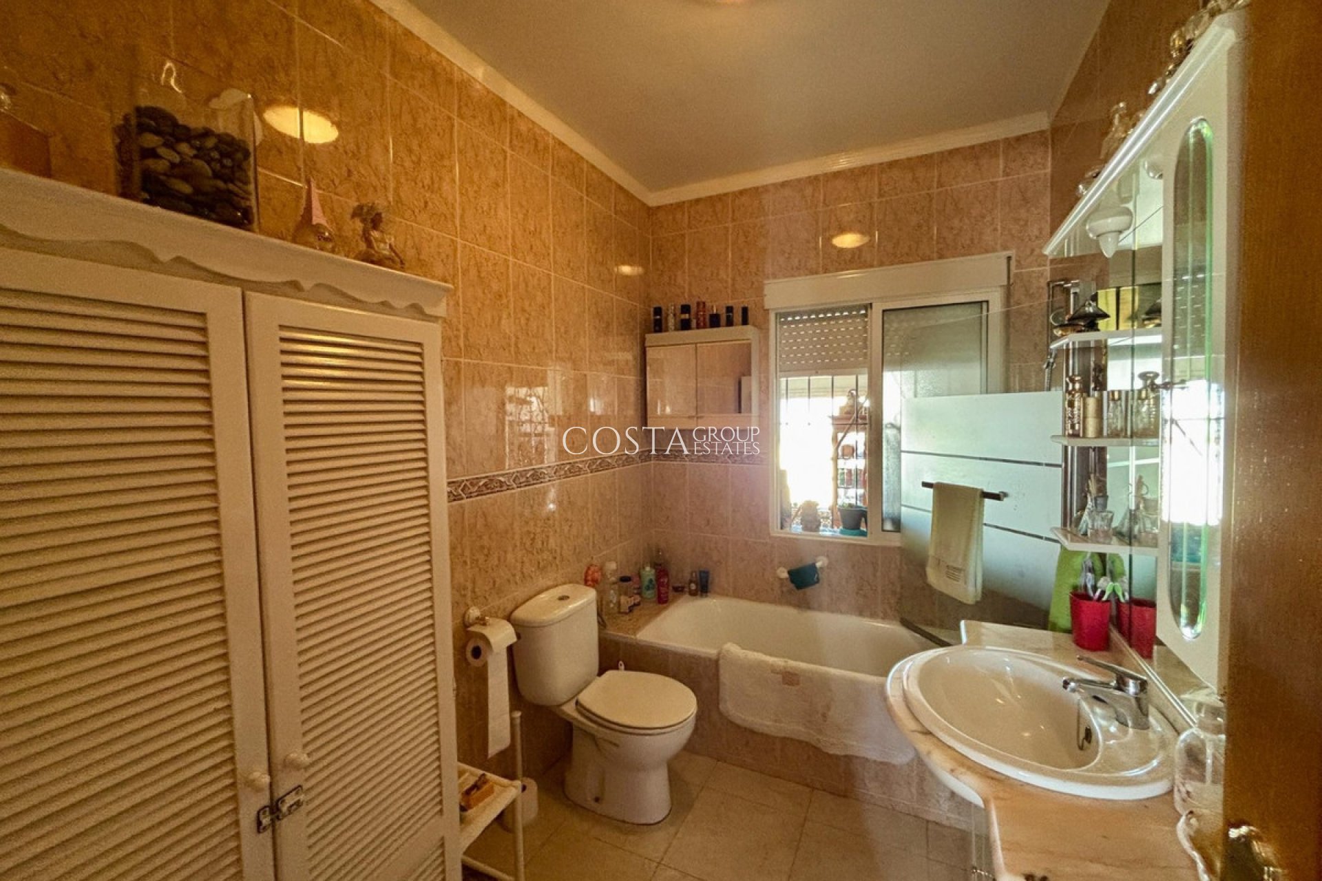 Resale - Villa -
Rojales - Ciudad Quesada
