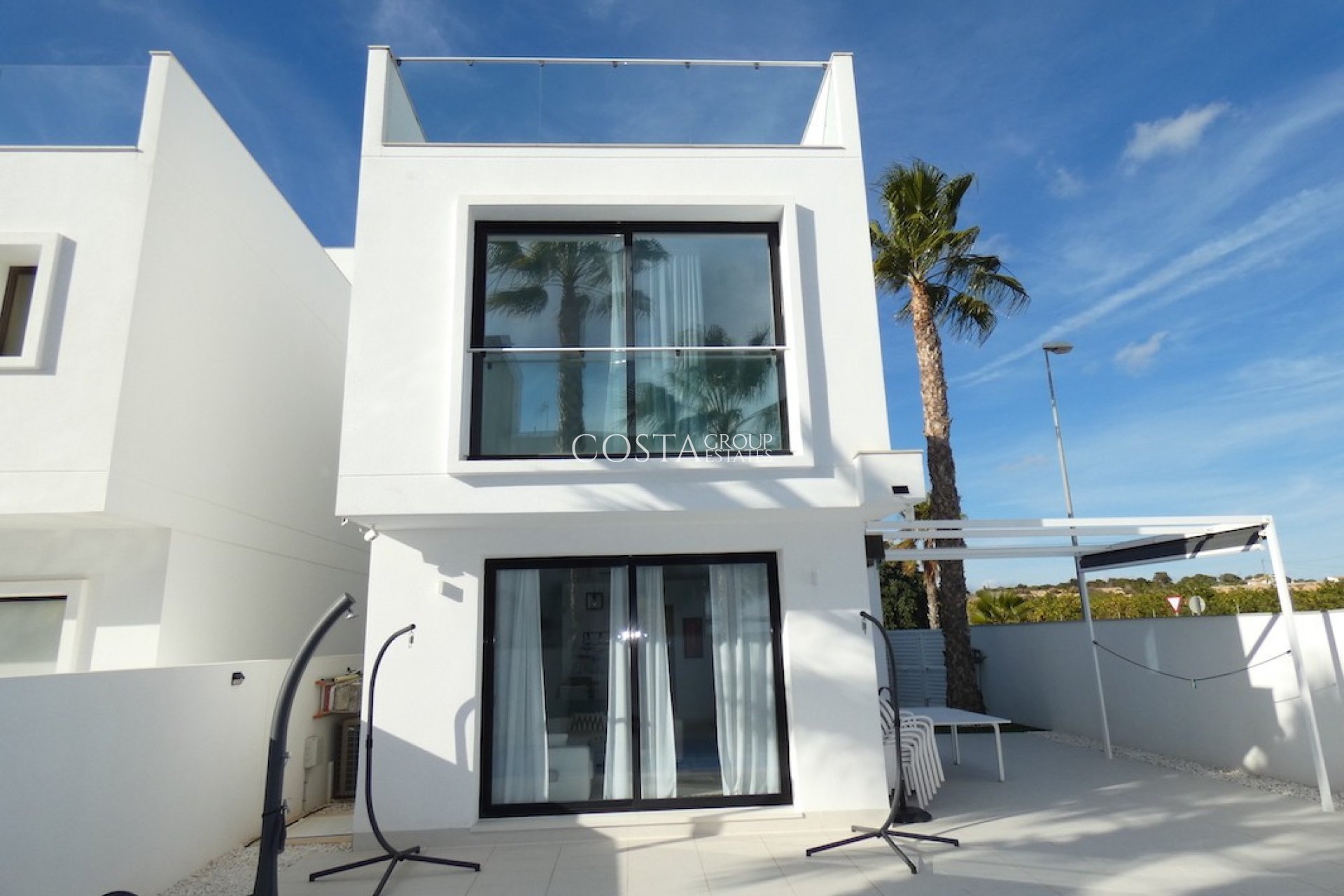 Resale - Villa -
Rojales - Ciudad Quesada