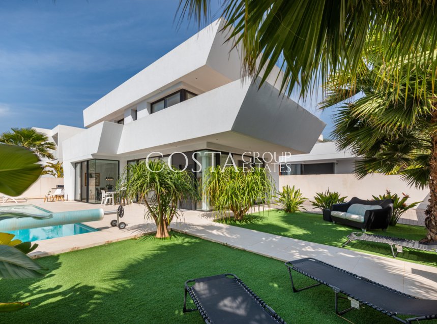 Resale - Villa -
Rojales - Ciudad Quesada