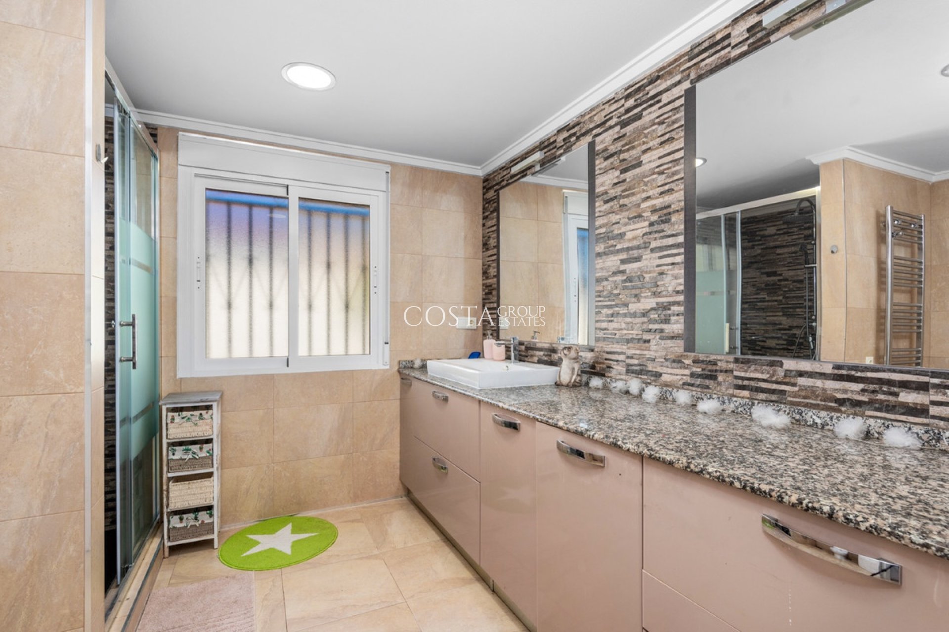 Resale - Villa -
Rojales - Ciudad Quesada