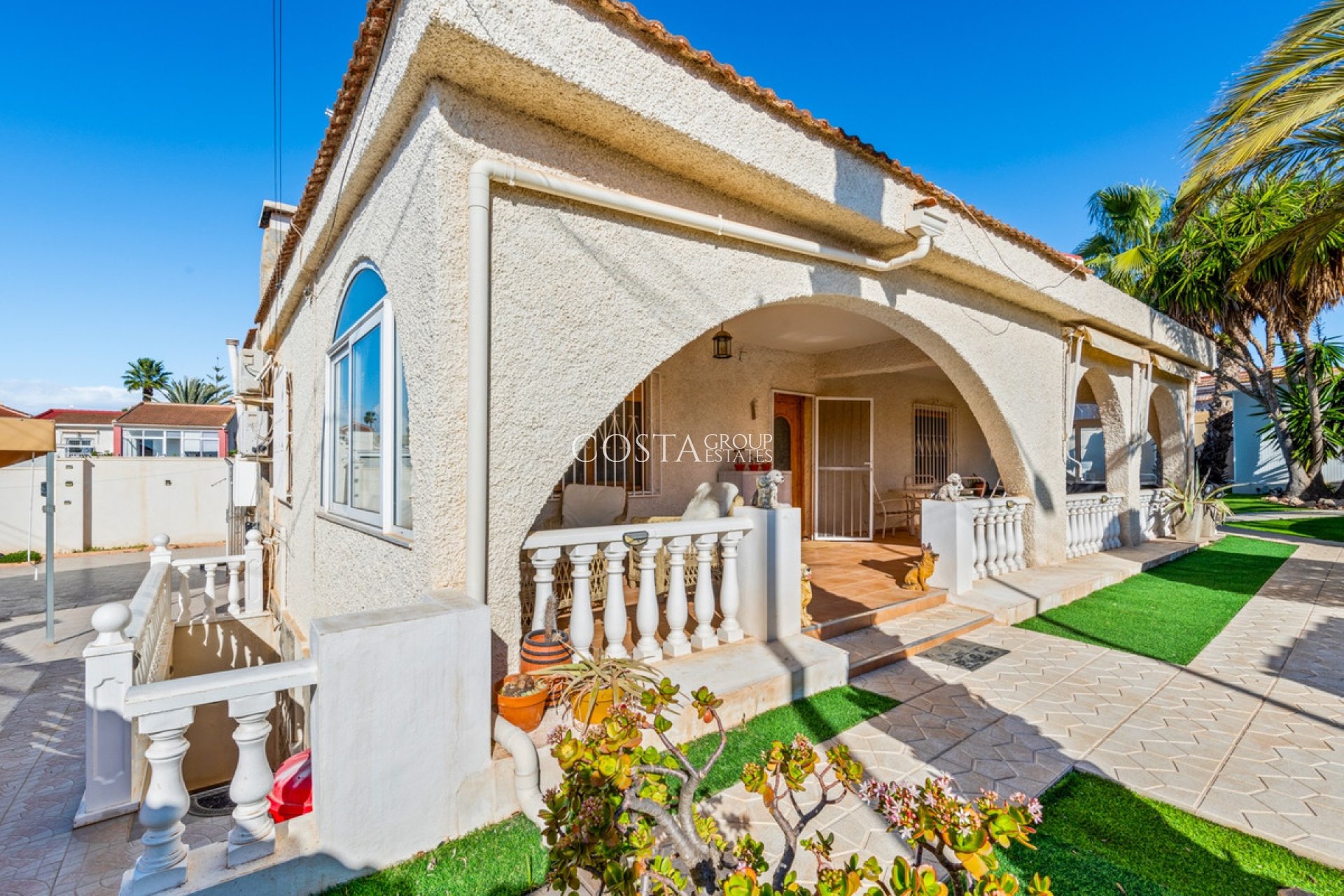 Resale - Villa -
Rojales - Ciudad Quesada