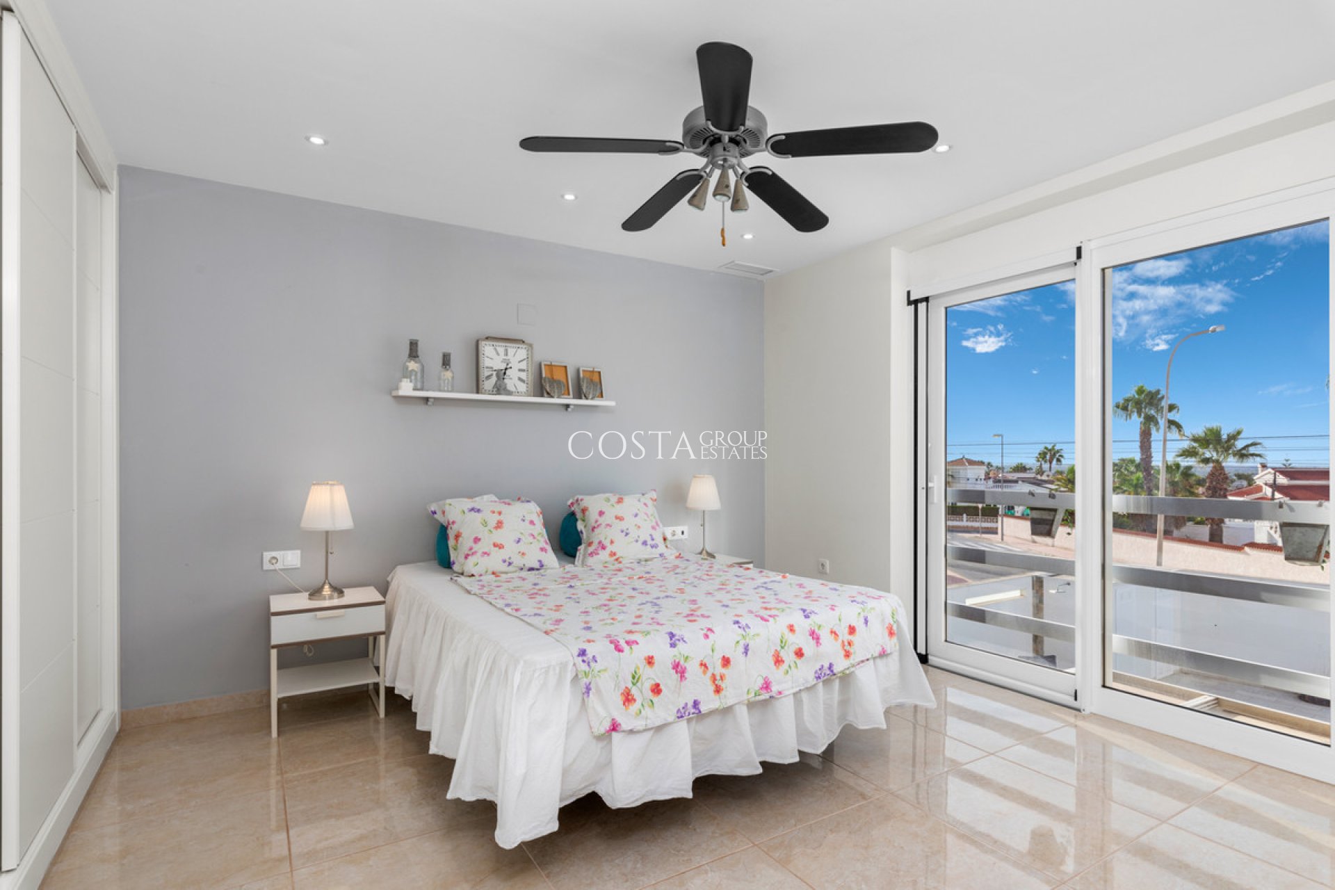 Resale - Villa -
Rojales - Ciudad Quesada