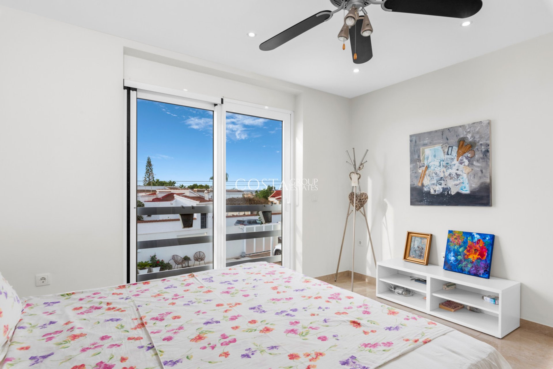 Resale - Villa -
Rojales - Ciudad Quesada