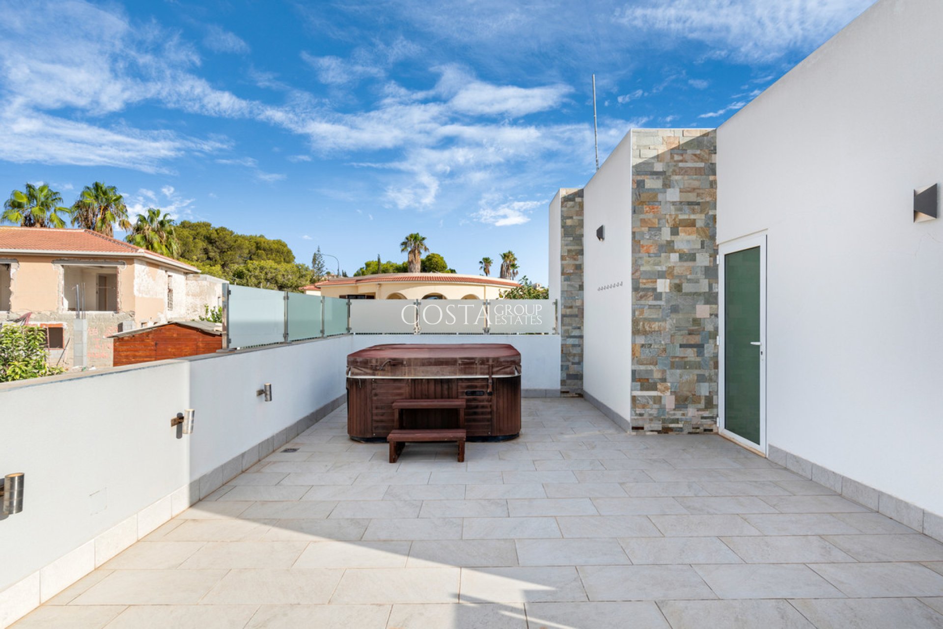 Resale - Villa -
Rojales - Ciudad Quesada