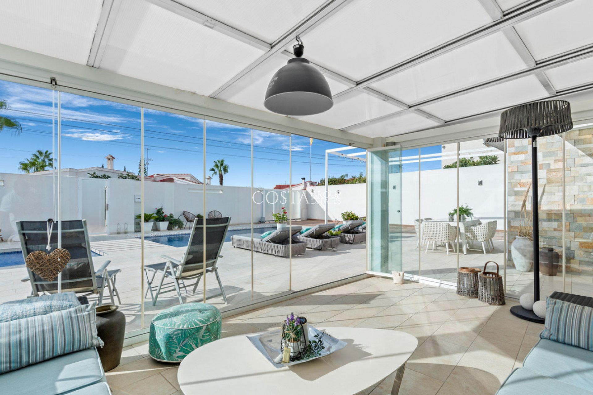 Resale - Villa -
Rojales - Ciudad Quesada