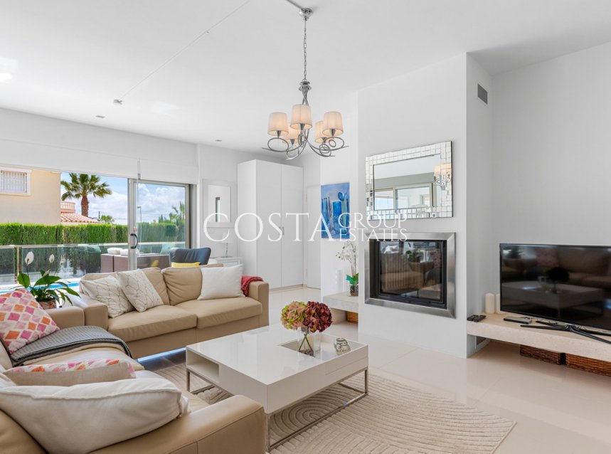 Resale - Villa -
Rojales - Ciudad Quesada