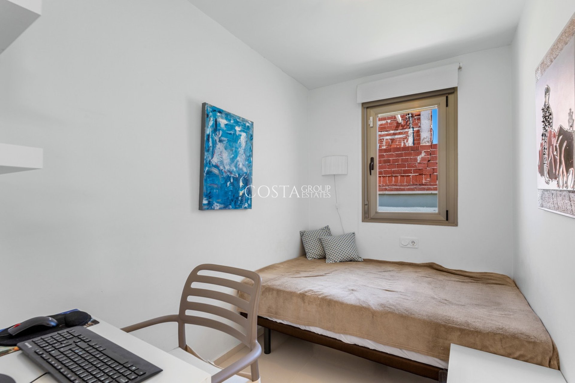Resale - Villa -
Rojales - Ciudad Quesada