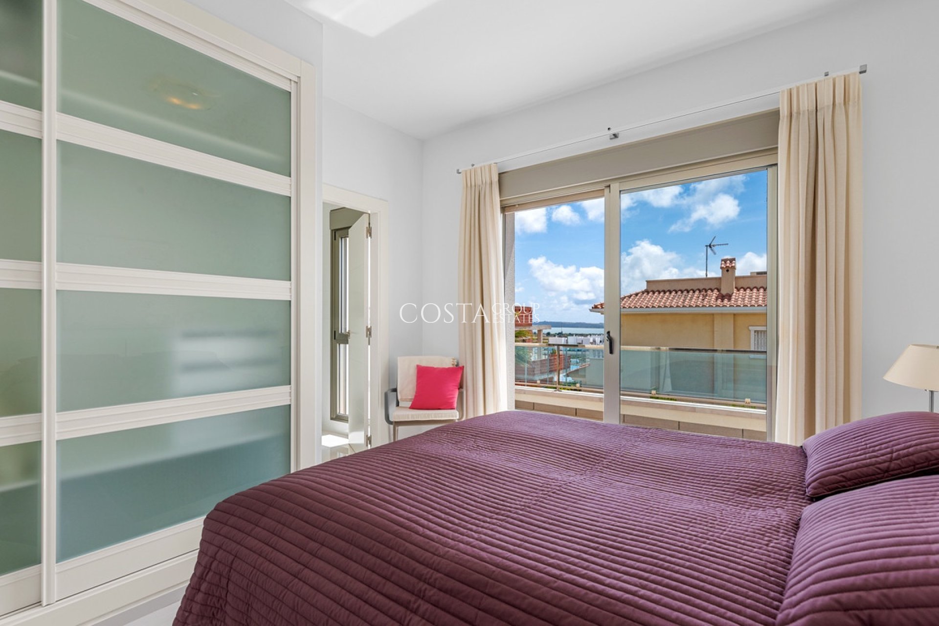 Resale - Villa -
Rojales - Ciudad Quesada
