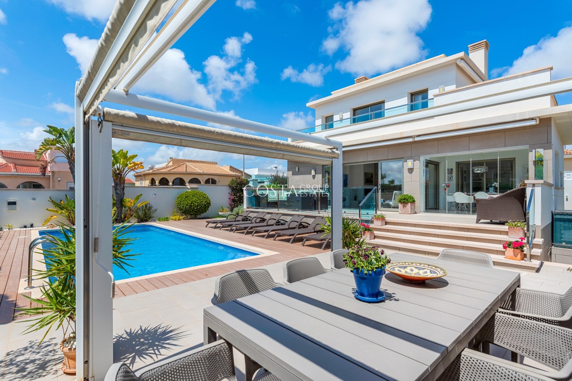 Resale - Villa -
Rojales - Ciudad Quesada