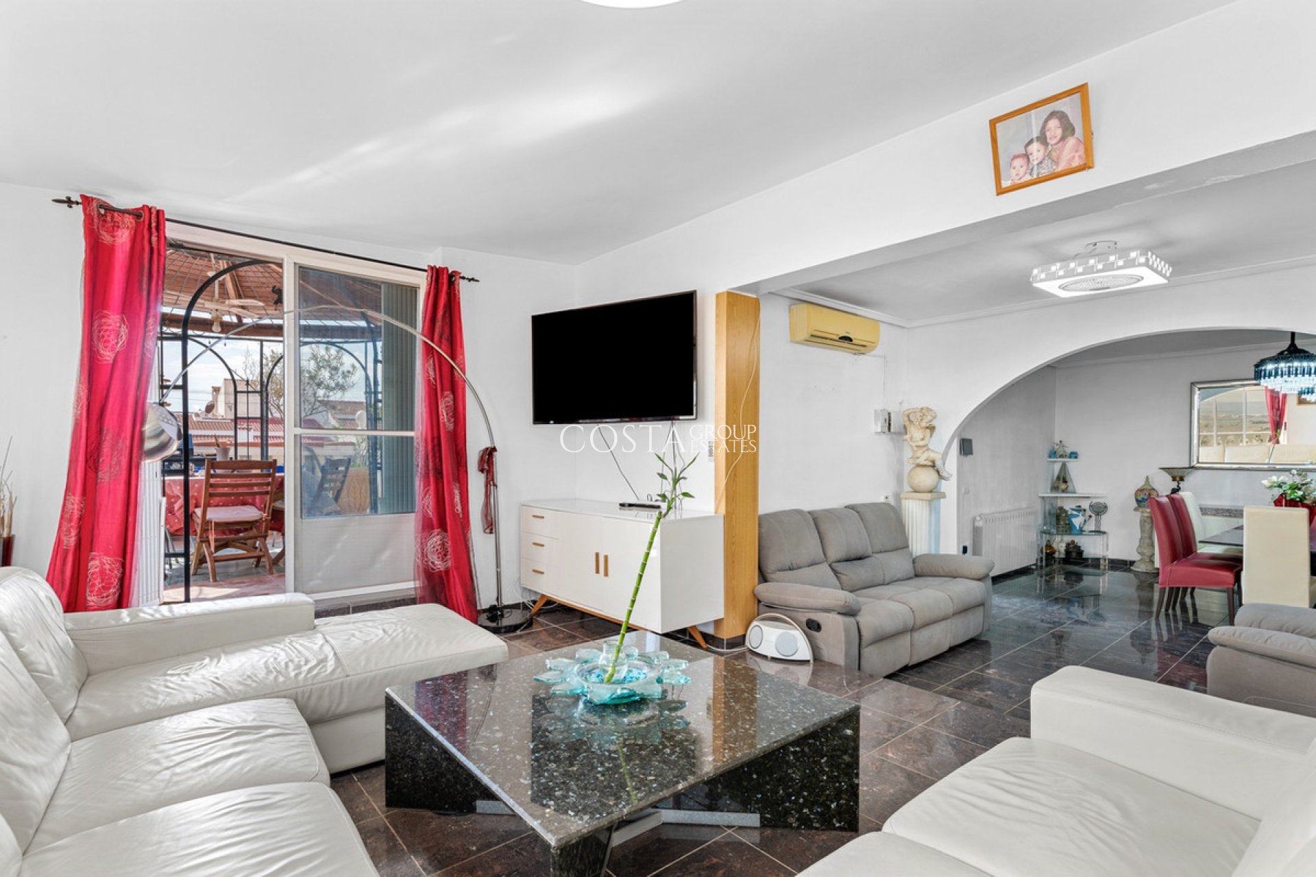 Resale - Villa -
Rojales - Ciudad Quesada