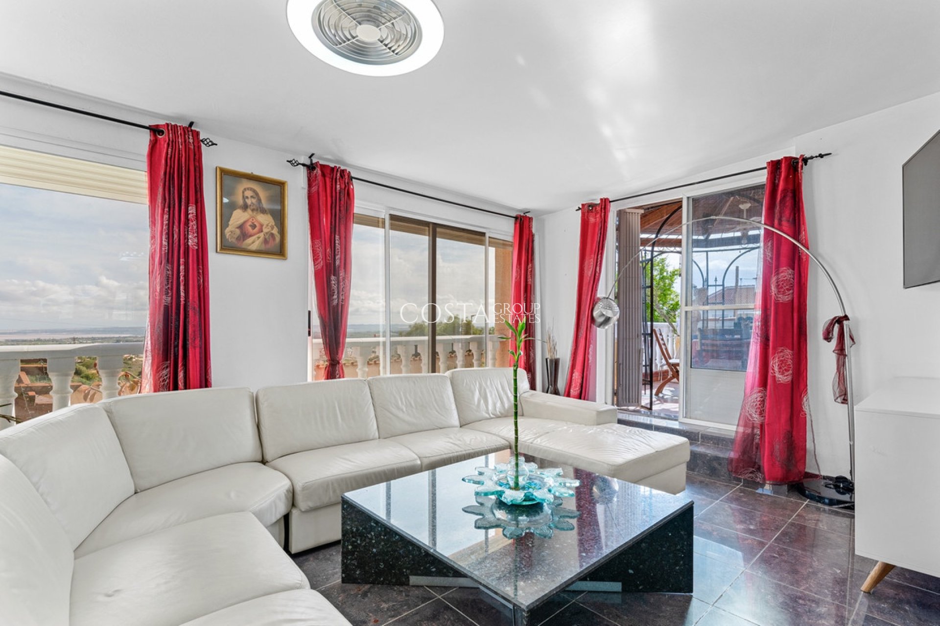 Resale - Villa -
Rojales - Ciudad Quesada