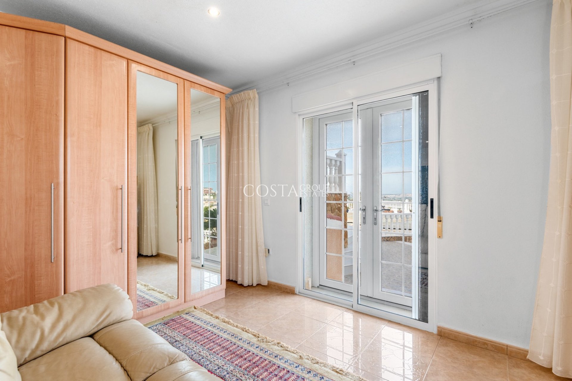 Resale - Villa -
Rojales - Ciudad Quesada