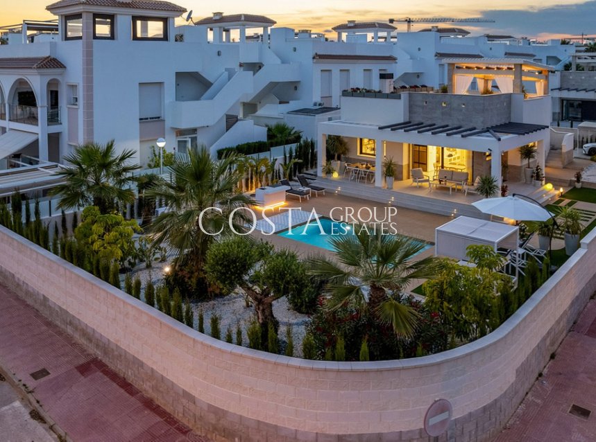 Resale - Villa -
Rojales - Ciudad Quesada