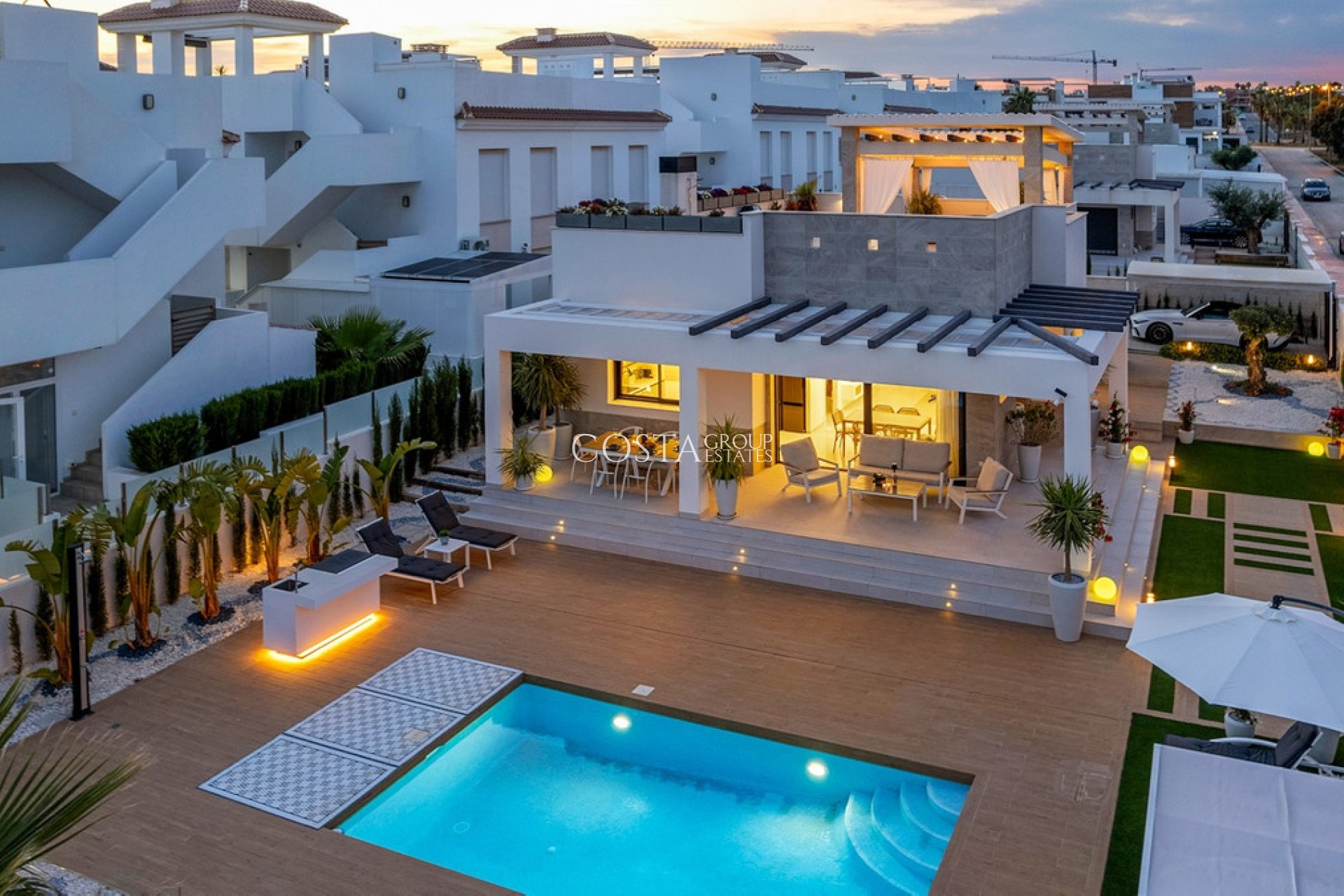 Resale - Villa -
Rojales - Ciudad Quesada