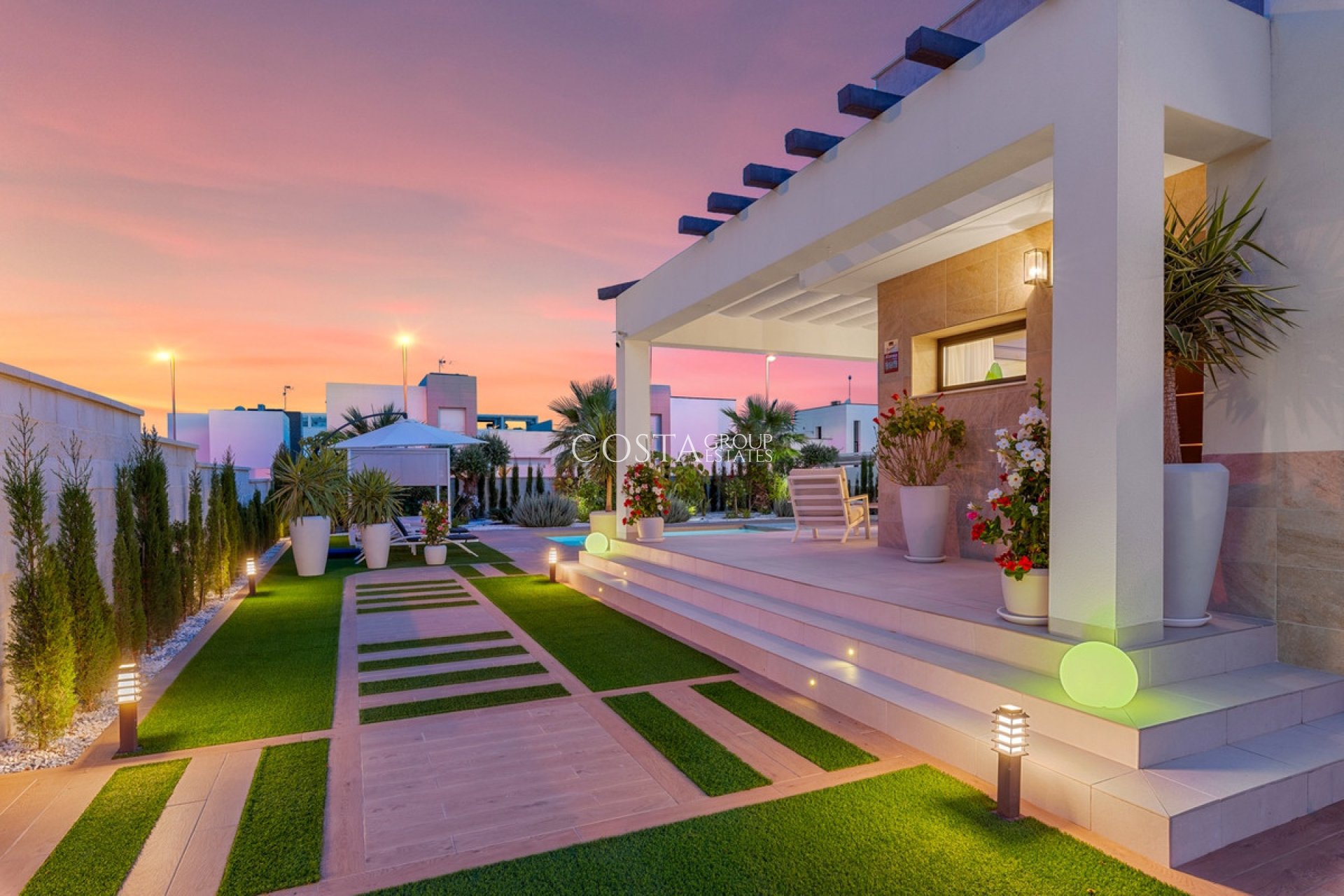Resale - Villa -
Rojales - Ciudad Quesada