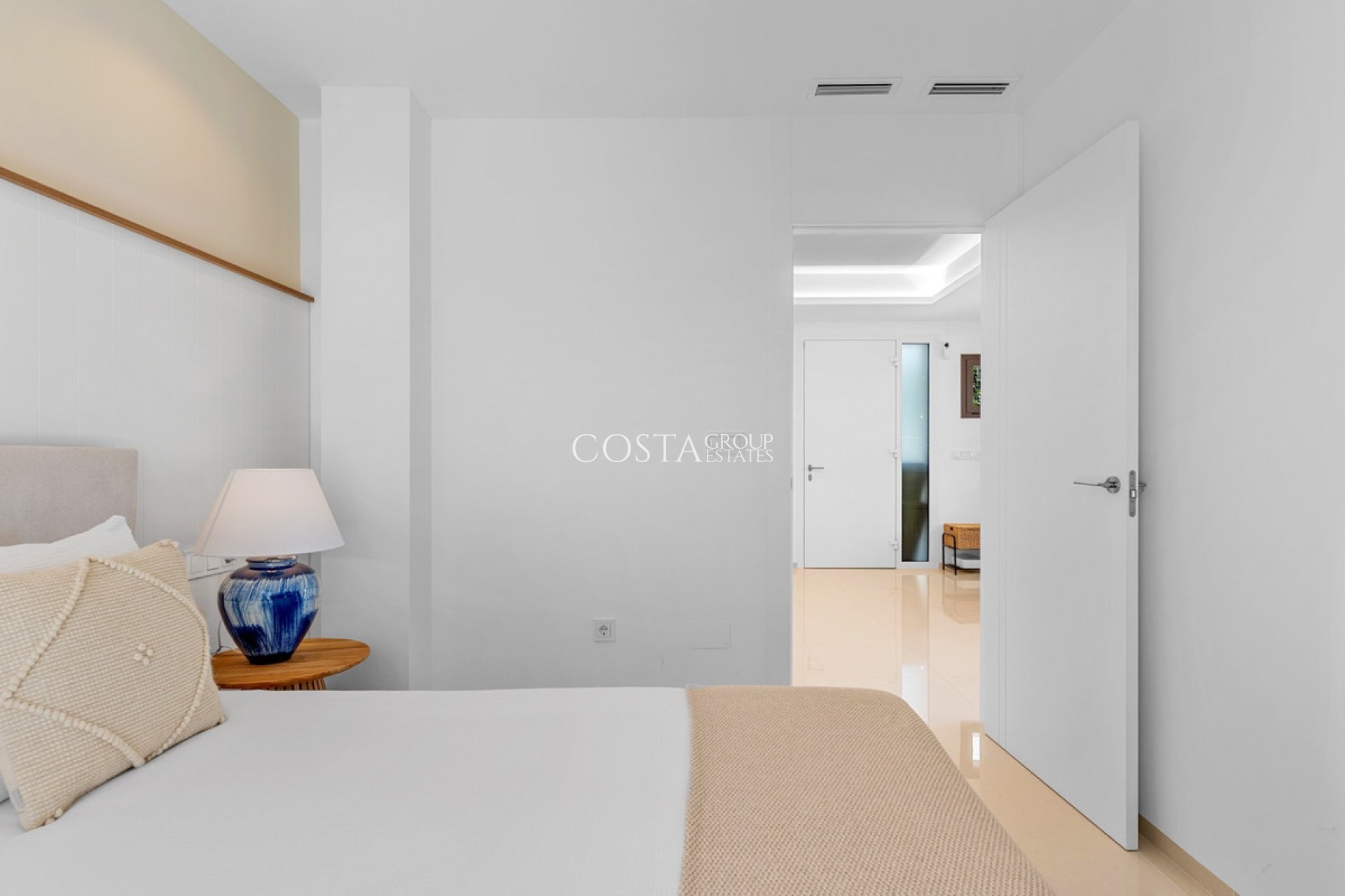 Resale - Villa -
Rojales - Ciudad Quesada