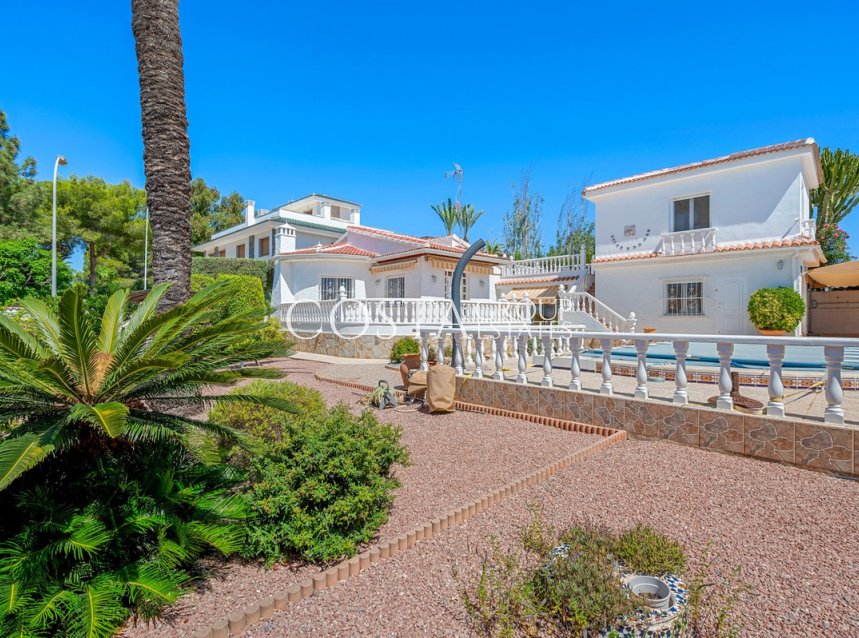 Resale - Villa -
Rojales - Ciudad Quesada