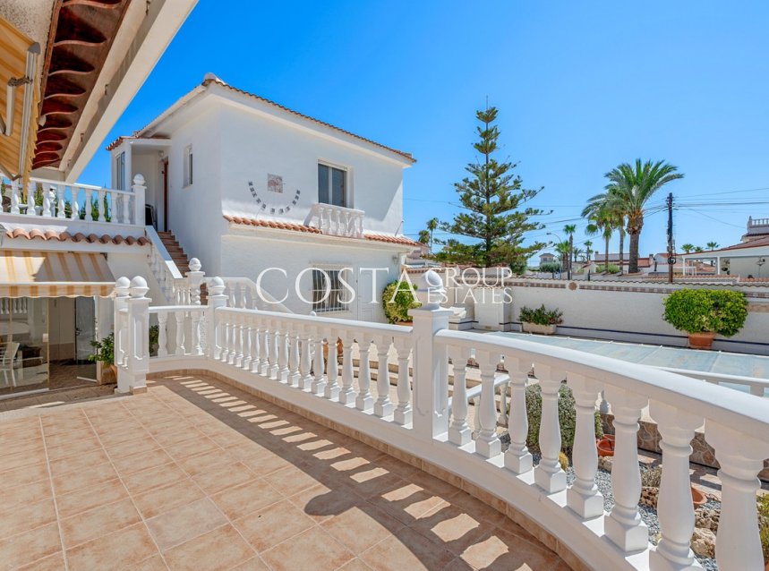 Resale - Villa -
Rojales - Ciudad Quesada