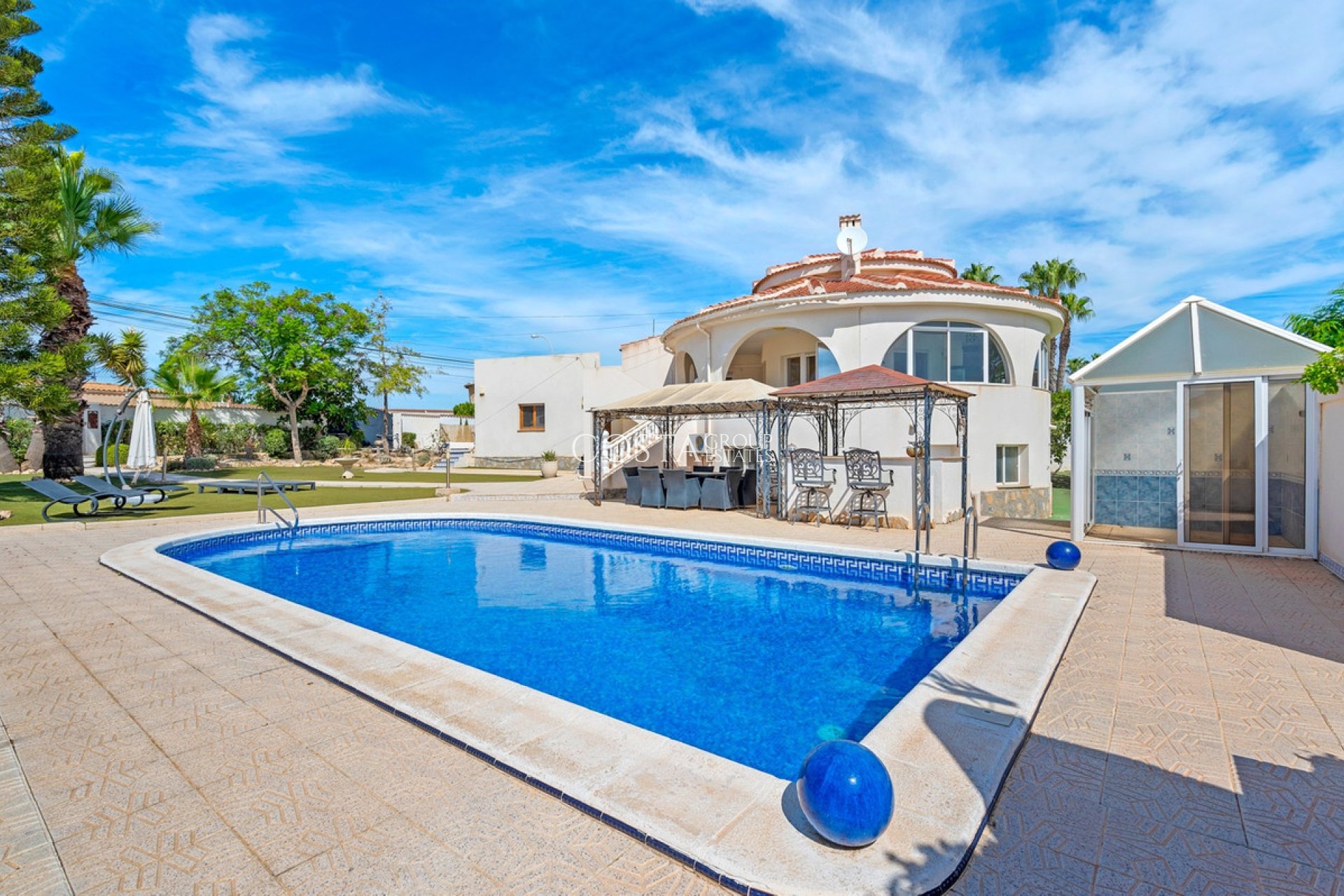 Resale - Villa -
Rojales - Ciudad Quesada