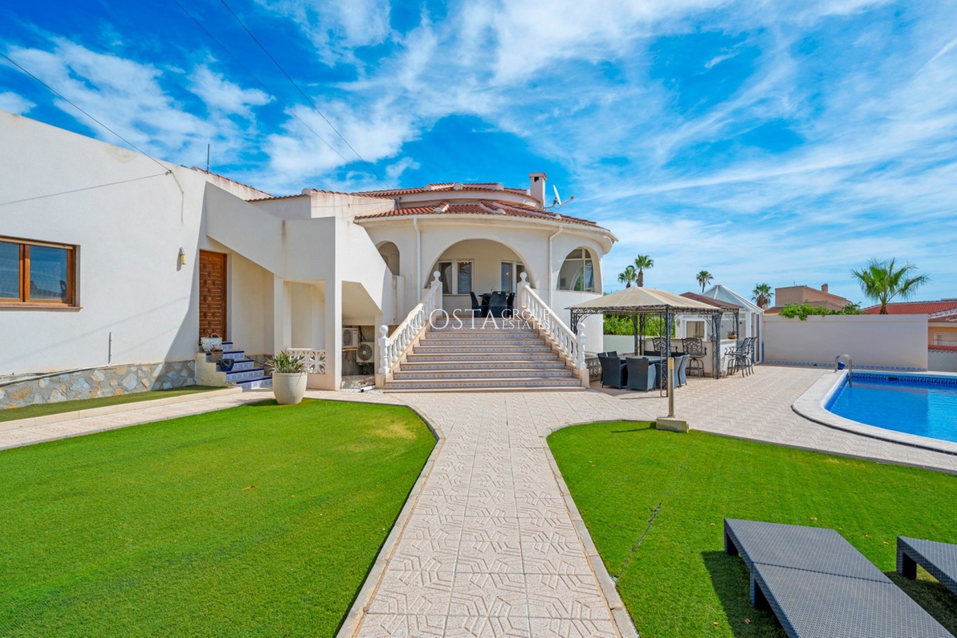 Resale - Villa -
Rojales - Ciudad Quesada