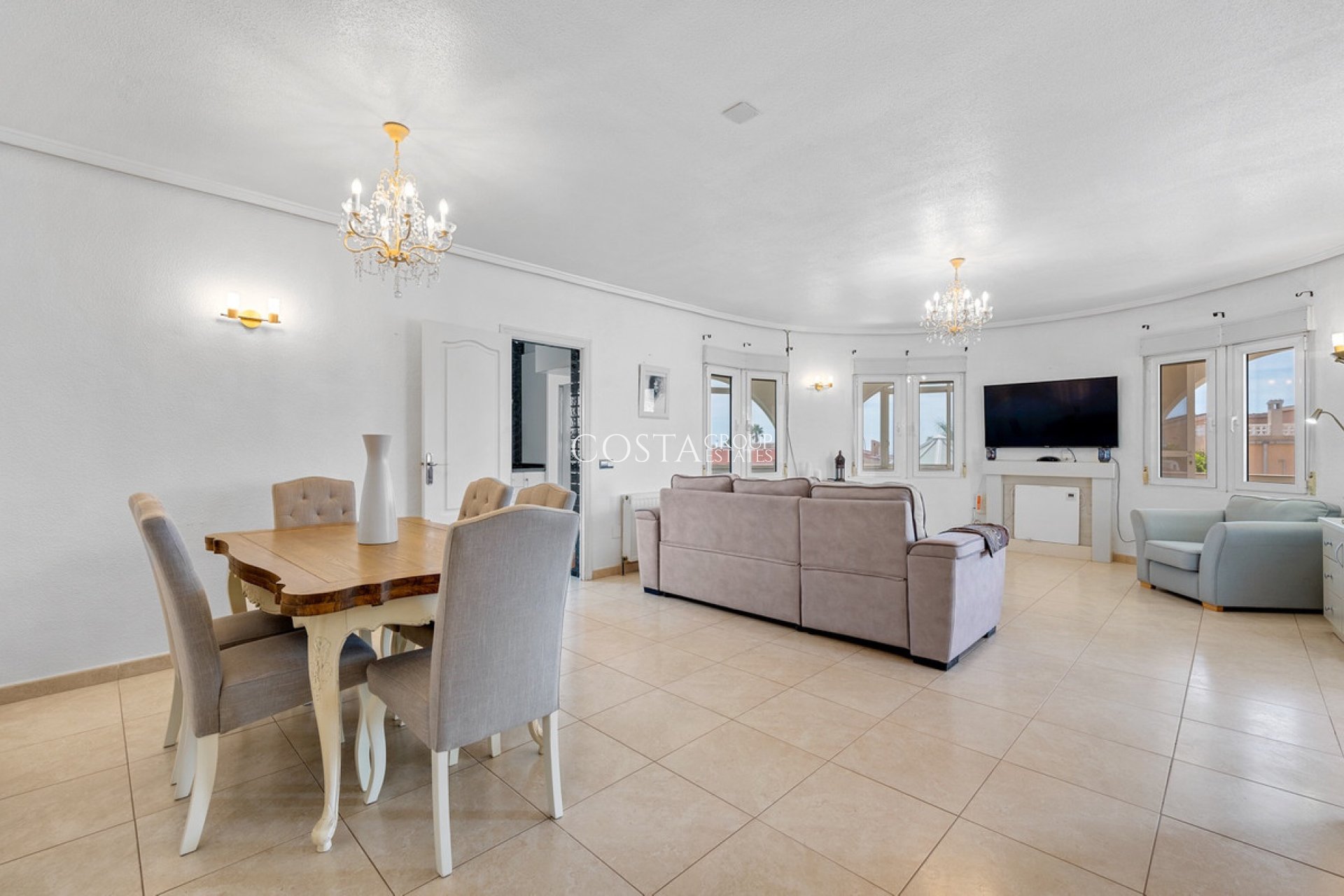 Resale - Villa -
Rojales - Ciudad Quesada