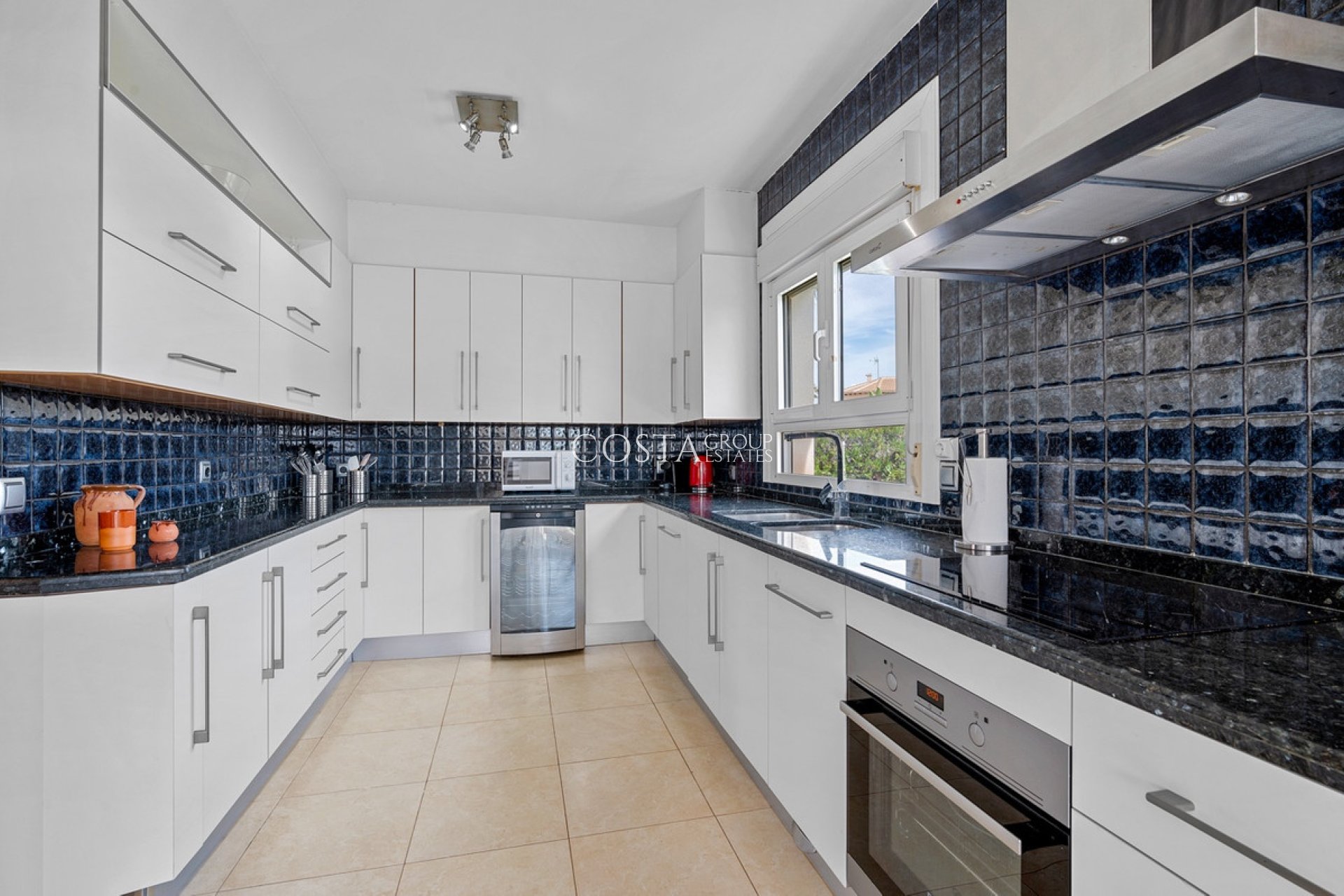 Resale - Villa -
Rojales - Ciudad Quesada
