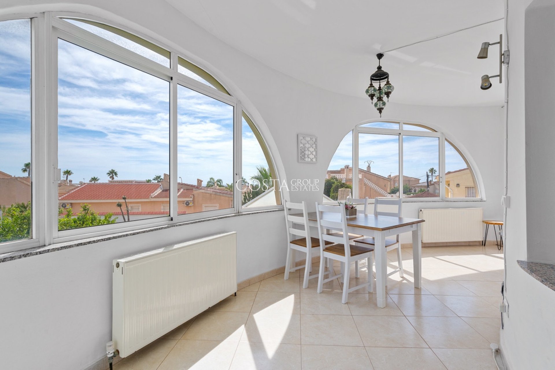 Resale - Villa -
Rojales - Ciudad Quesada