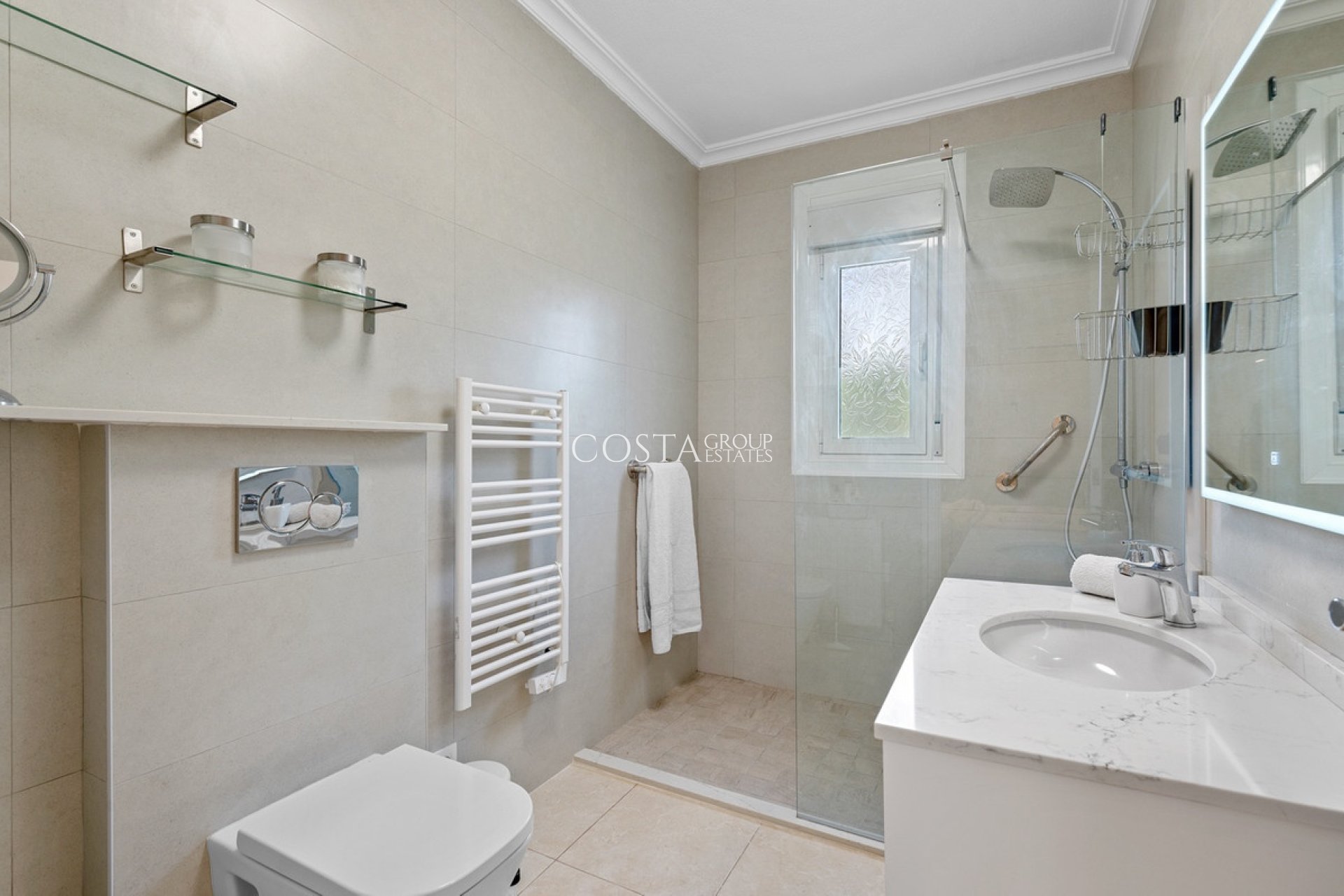 Resale - Villa -
Rojales - Ciudad Quesada
