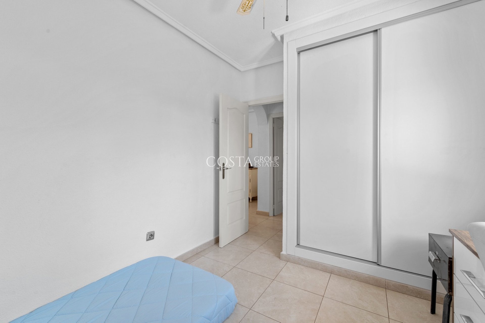 Resale - Villa -
Rojales - Ciudad Quesada