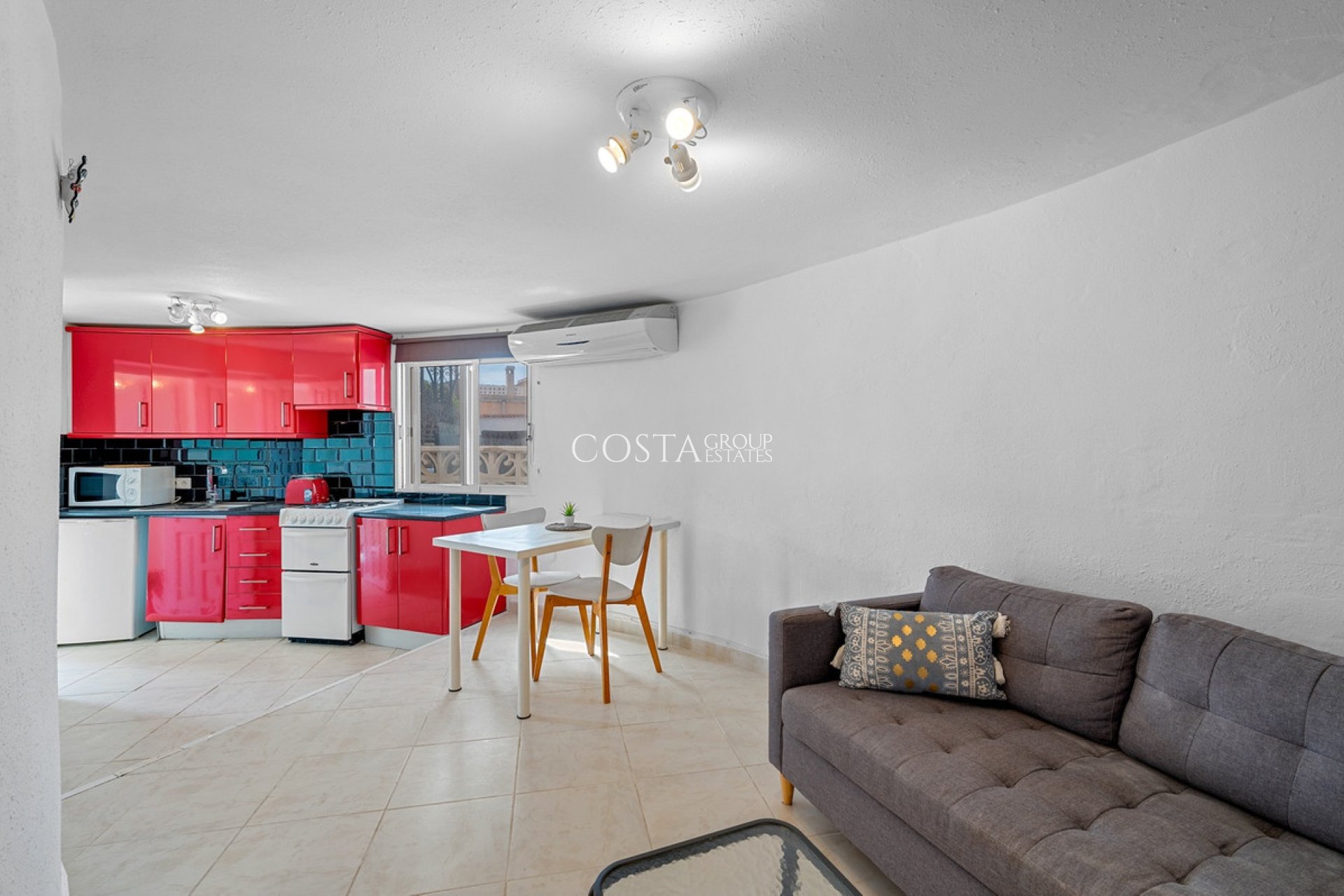 Resale - Villa -
Rojales - Ciudad Quesada